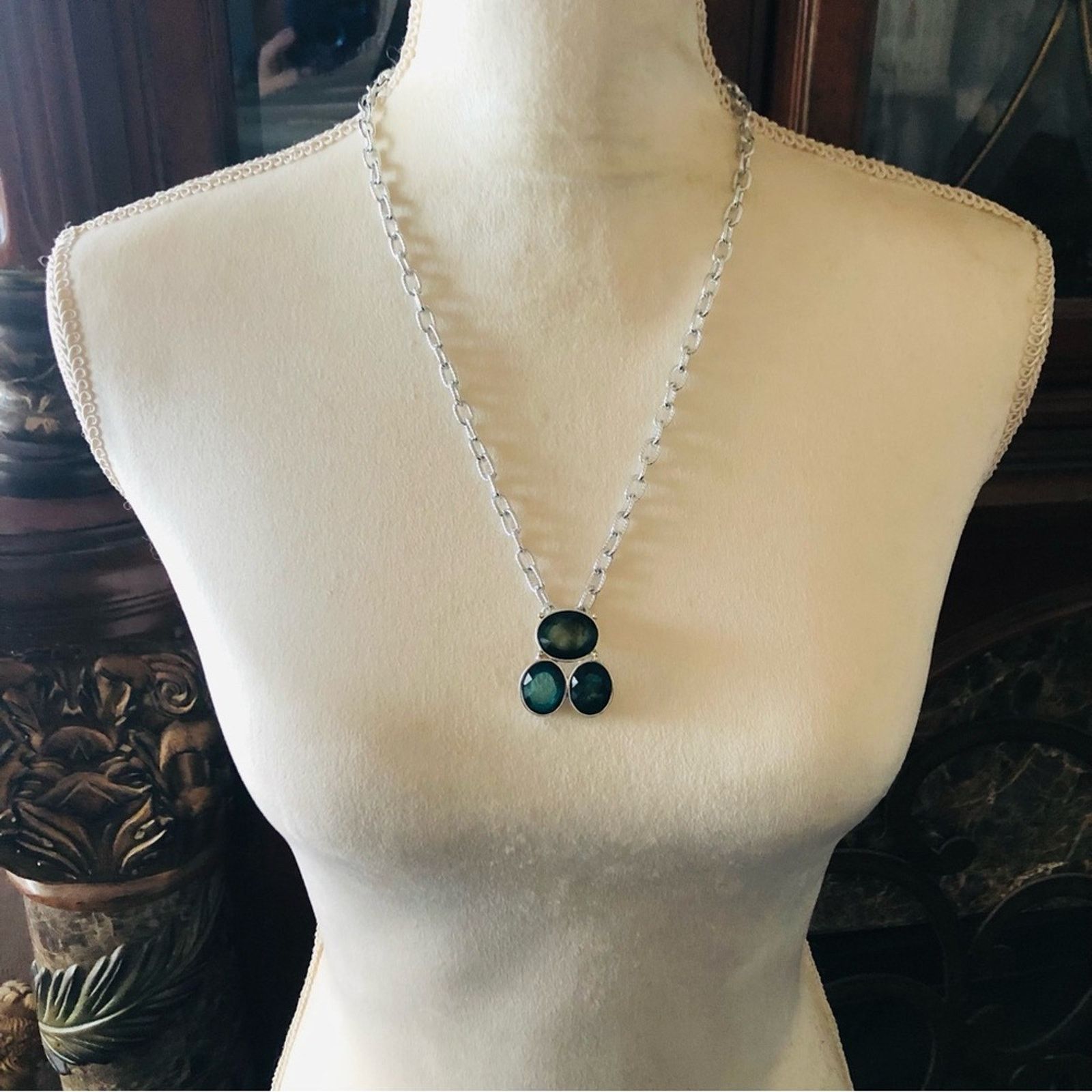 Handmade Hand crafted faceted peacock blue link chain necklace Size ONE SIZE - 5 Thumbnail
