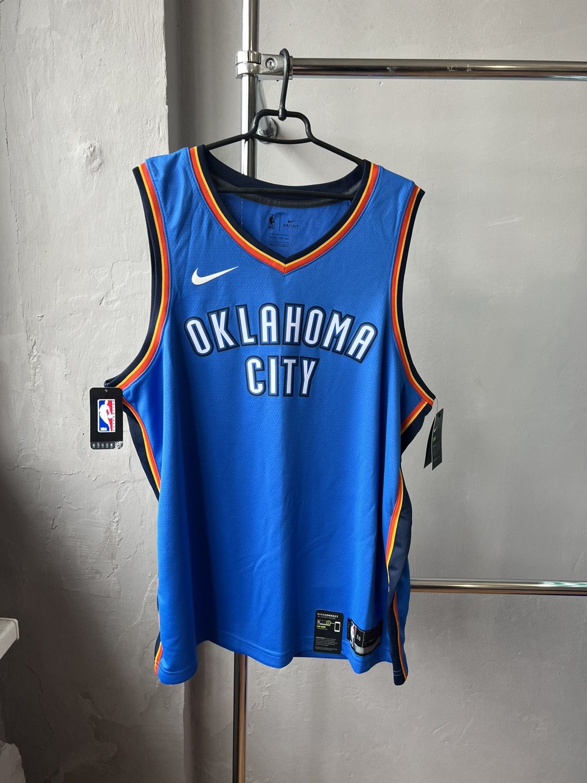 Nike NWT 2017 NBA OKLAHOMA CITY THUNDER NIKE BASKETBALL JERSEY Size US XXL / EU 58 / 5 - 2 Thumbnail