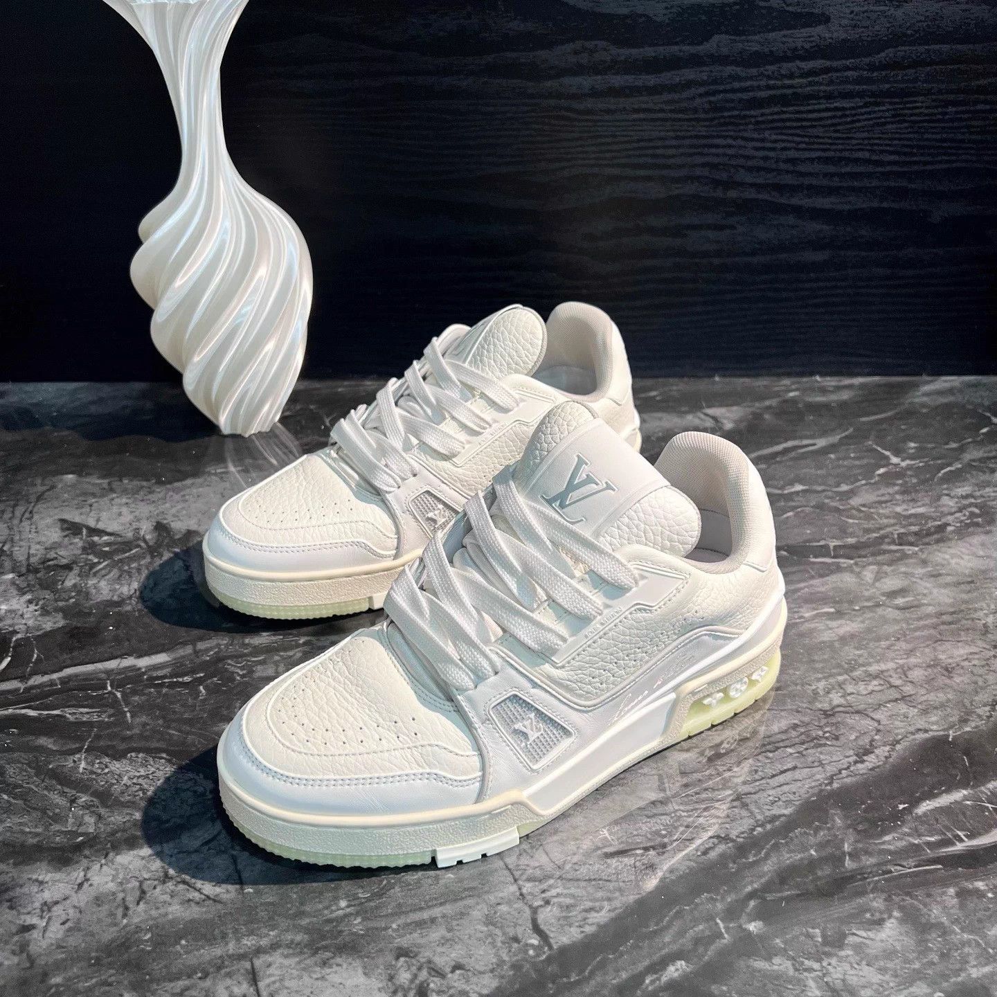 Louis Vuitton LV Trainer White Cement colorblock 36 99 New 4200 Size US 5 / IT 35 - 1 Thumbnail