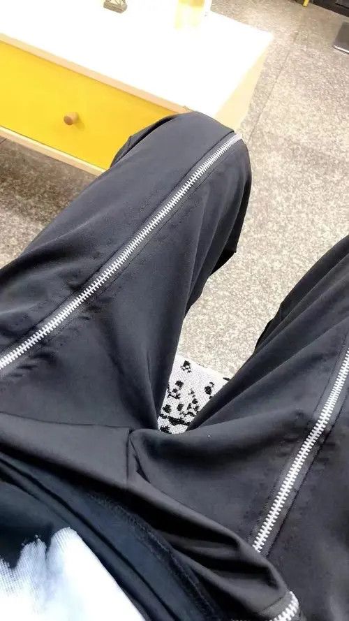 Designer Zipper Design Straight Pants Size US 34 / EU 50 - 2 Thumbnail