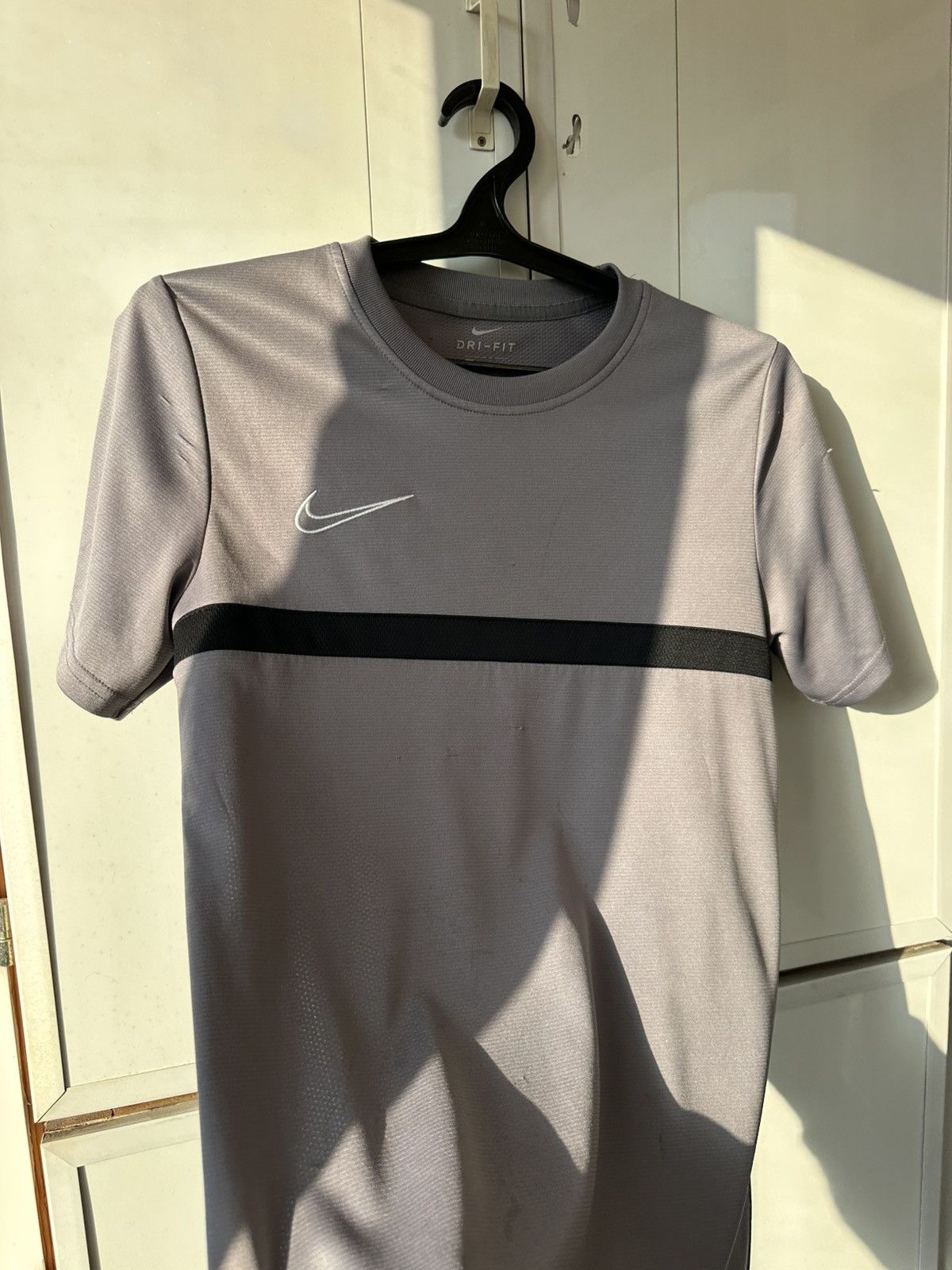 Nike Vintage Nike T-shirt Back Print Logo Size US S / EU 44-46 / 1 - 6 Thumbnail