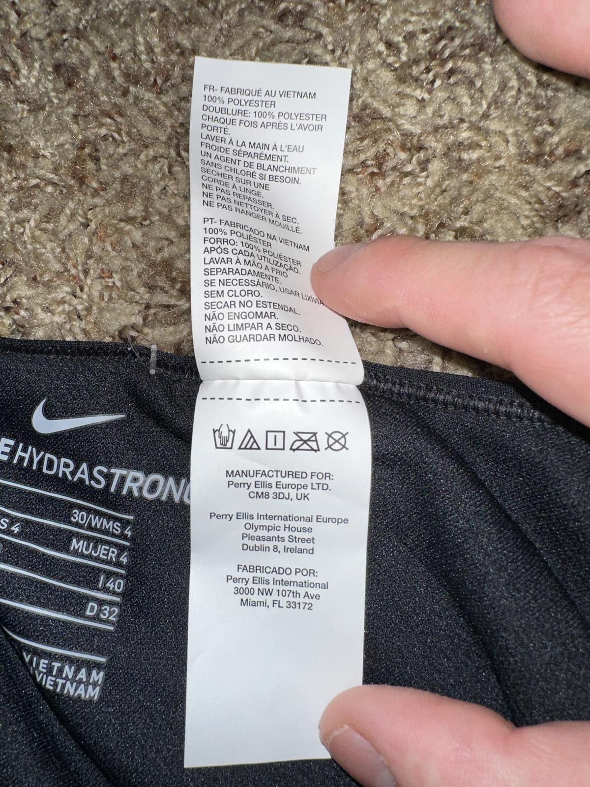 Nike Nike Cut Out Women's One-Piece Swimsuit Tank Size ONE SIZE - 7 Thumbnail