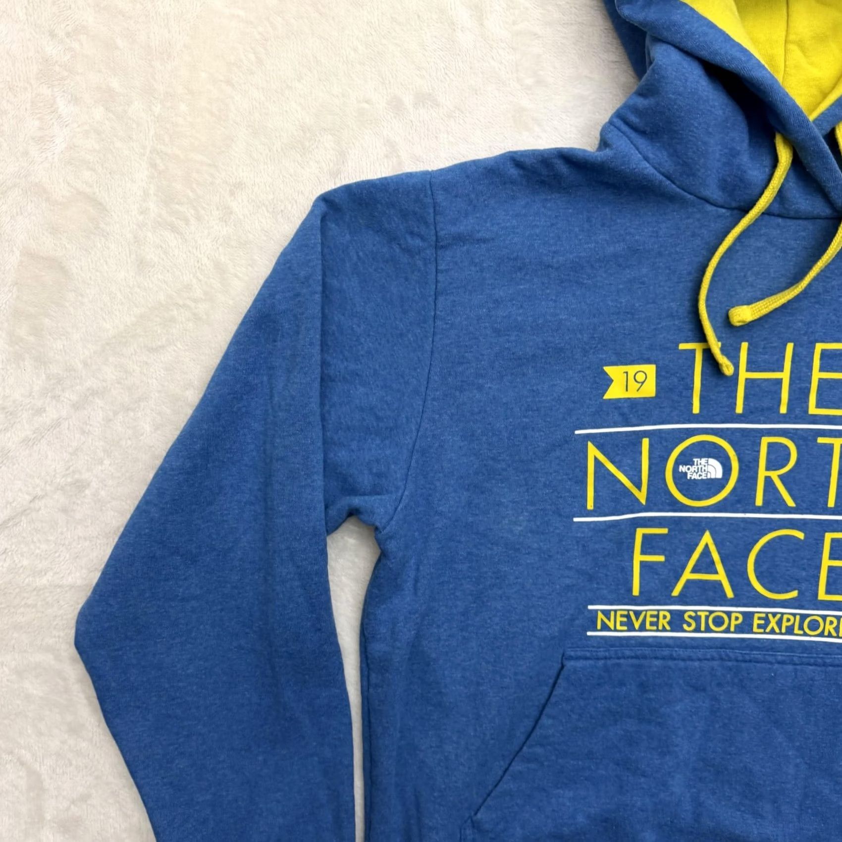The North Face The North Face Hoodie Mens Medium Blue Graphic Print Never Stop Exploring Crew Neck Pullover Sweatshirt Size US M / EU 48-50 / 2 - 6 Thumbnail