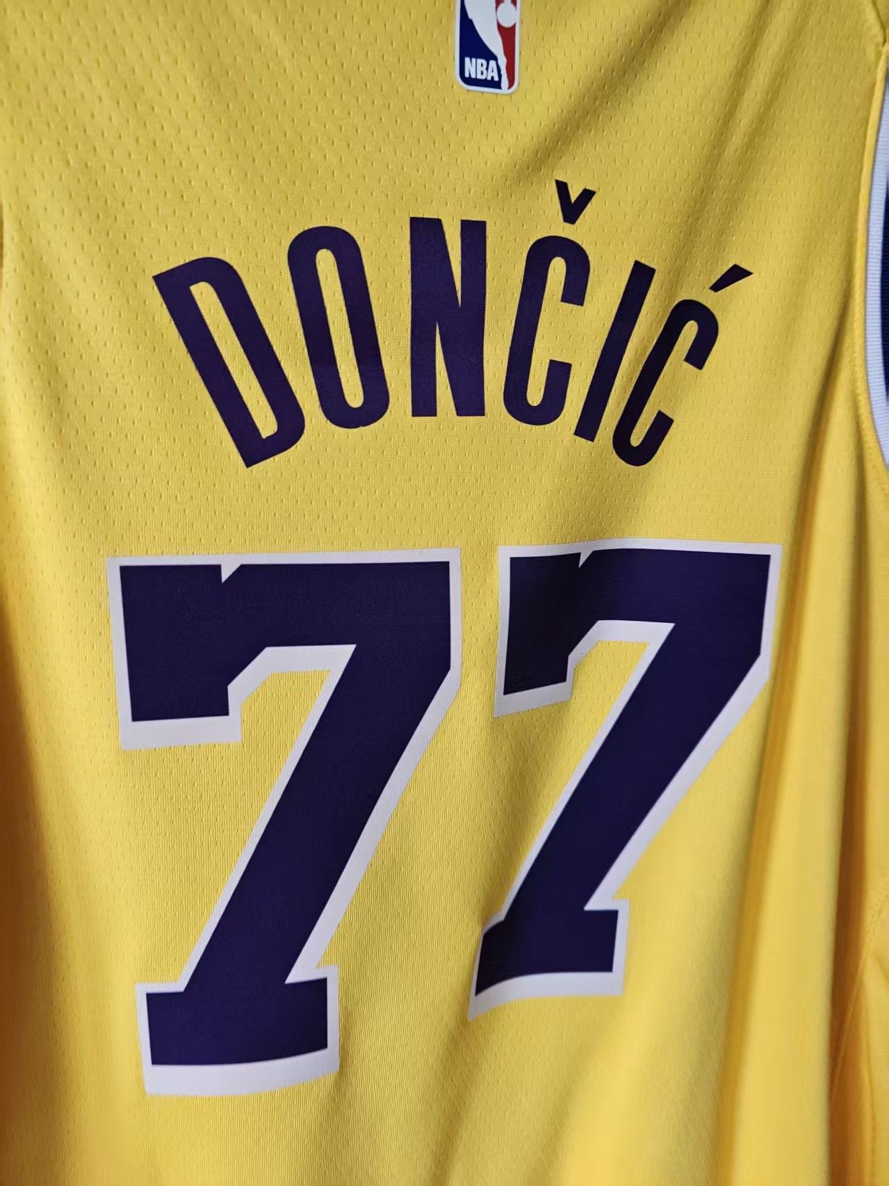 NBA Los Angeles Lakers #77 Luka Dončić Jersey Home Size US M / EU 48-50 / 2 - 3 Thumbnail
