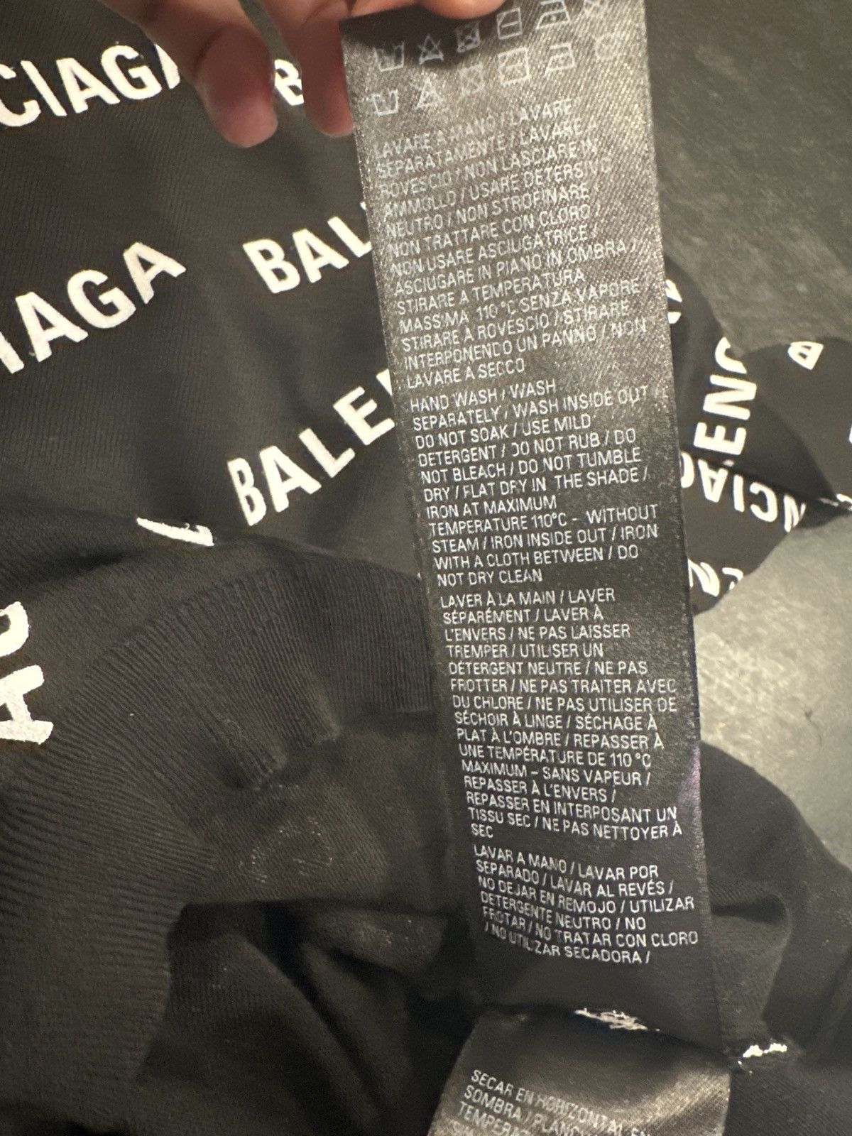 Balenciaga All over cardigan Size XS / US 0-2 / IT 36-38 - 10 Thumbnail