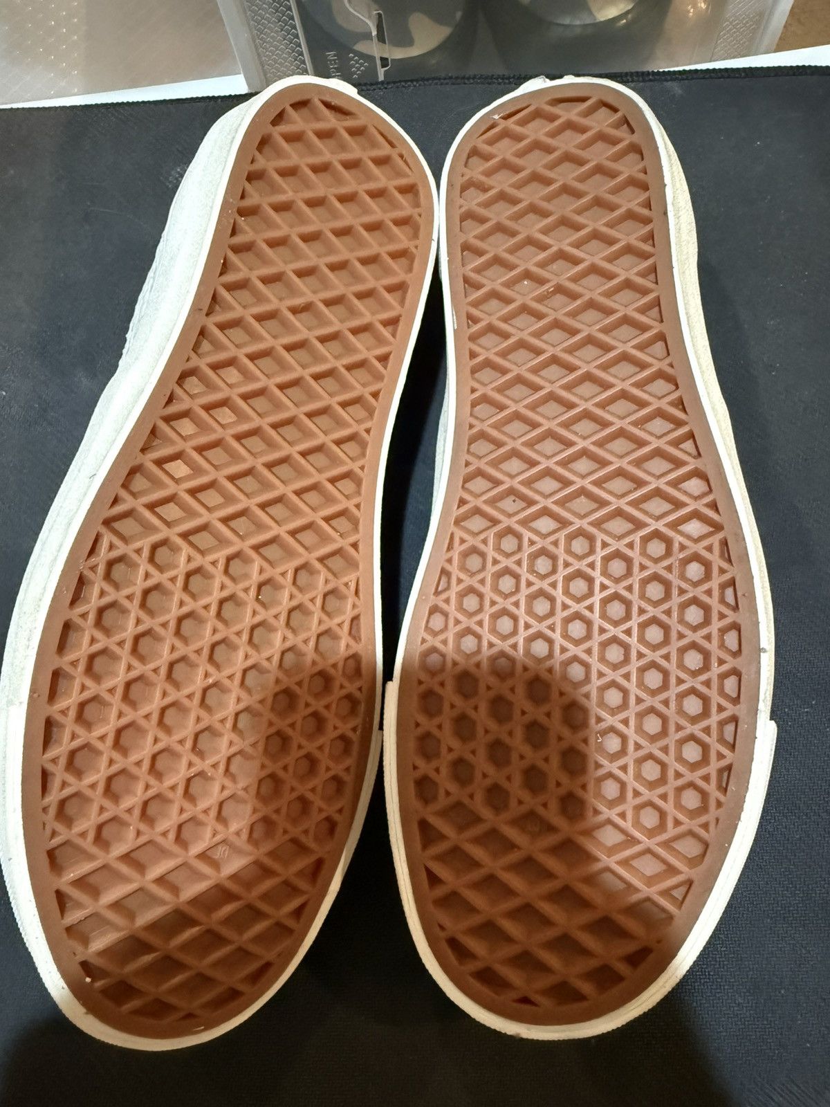 Vans × Wtaps VANS x WTAPS OG ERA LX ANACONDA WHITE SZ 6.5 Size US 6.5 / EU 39-40 - 4 Thumbnail