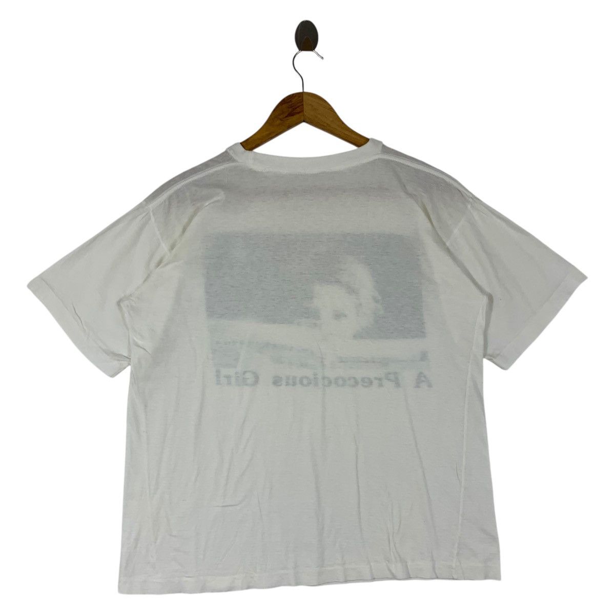 Vintage Vintage 90s A PRECOCIOUS GIRL photo tee Size US M / EU 48-50 / 2 - 4 Thumbnail
