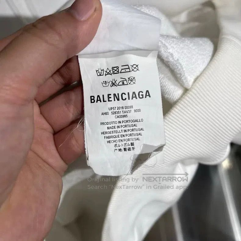 Balenciaga Balenciaga White hoodie logo sweatshirt, size XS Size US XS / EU 42 / 0 - 6 Thumbnail