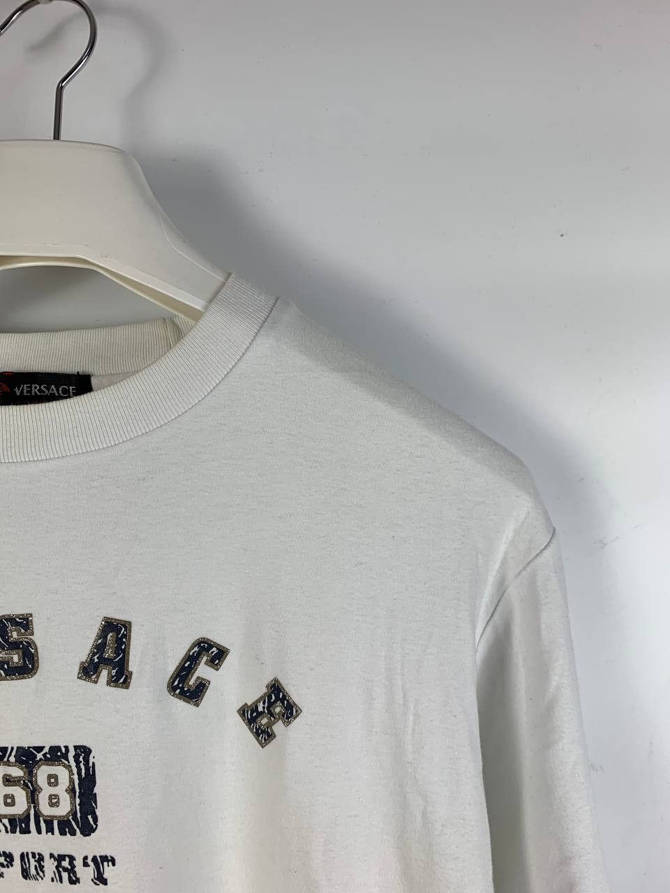 Versace Versace Vintage Big Logo white cotton M Size US M / EU 48-50 / 2 - 2 Thumbnail