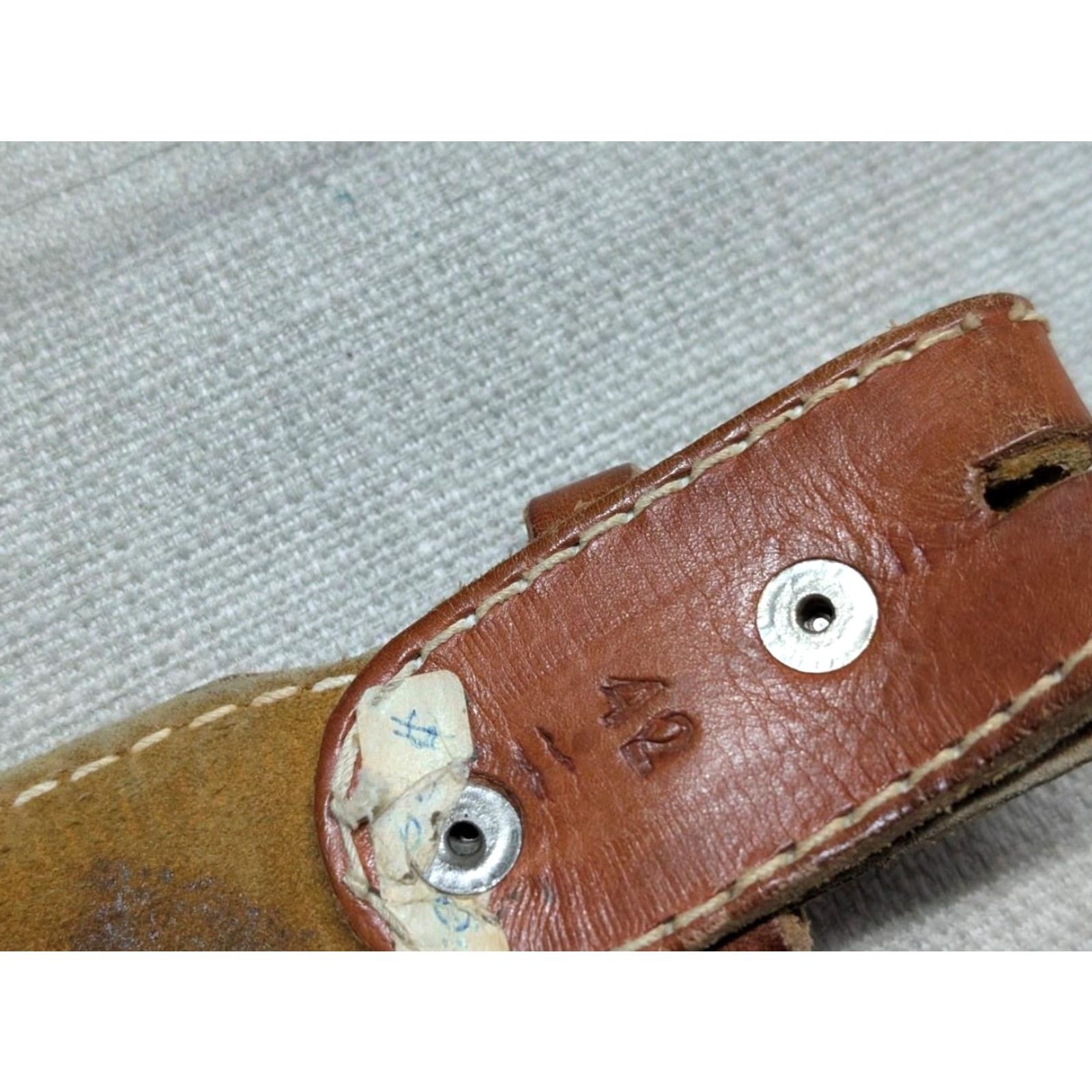 Vintage VINTAGE JOHN belt WESTERN belt Adult Men 42 Brown leather tooled buckle 1-7/8" Western Mens Size 42 - 4 Thumbnail