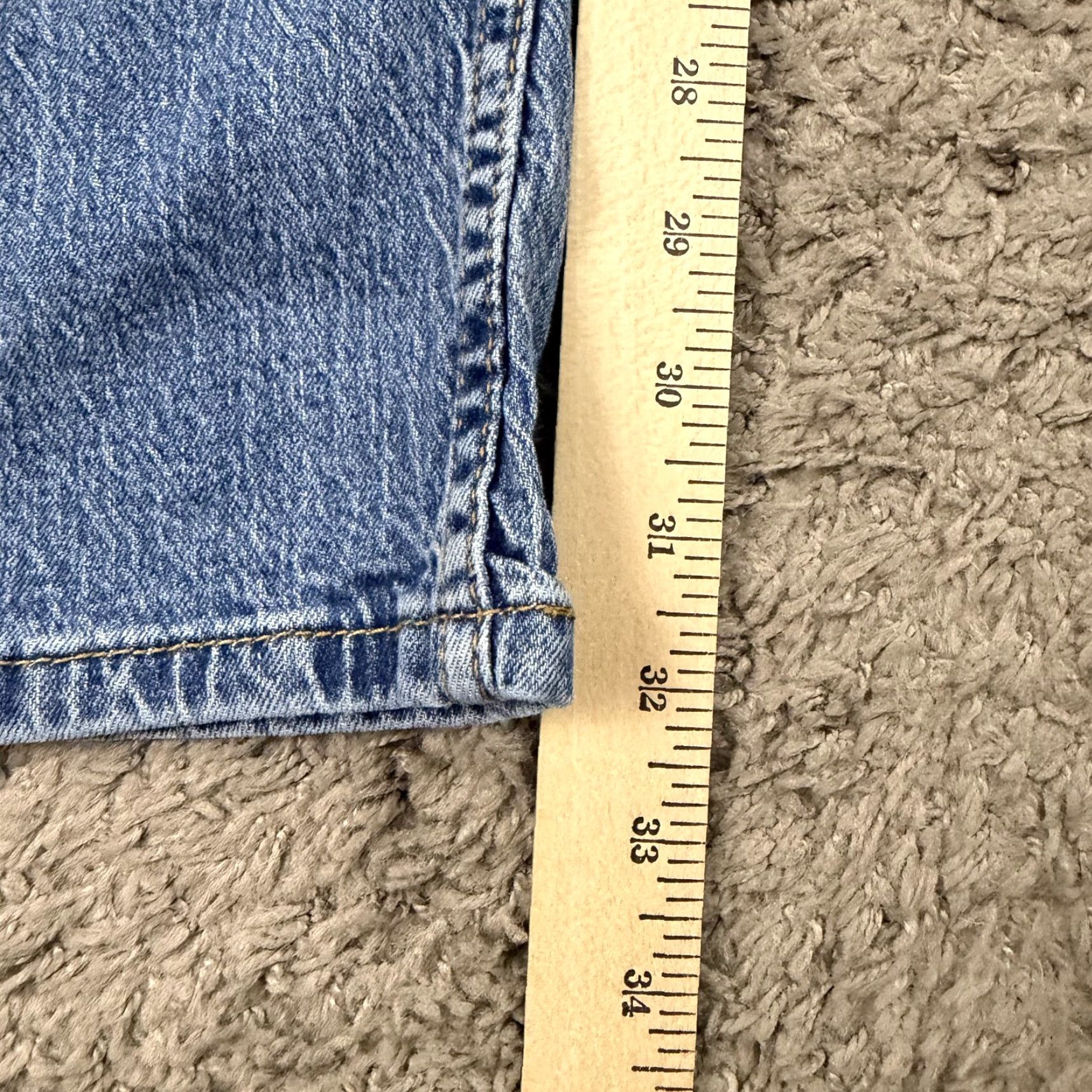 Levi's Levis 559 Jeans Mens 34 Straight Leg Relaxed Fit Medium Wash Denim 100% Cotton Size US 32 / EU 48 - 6 Thumbnail