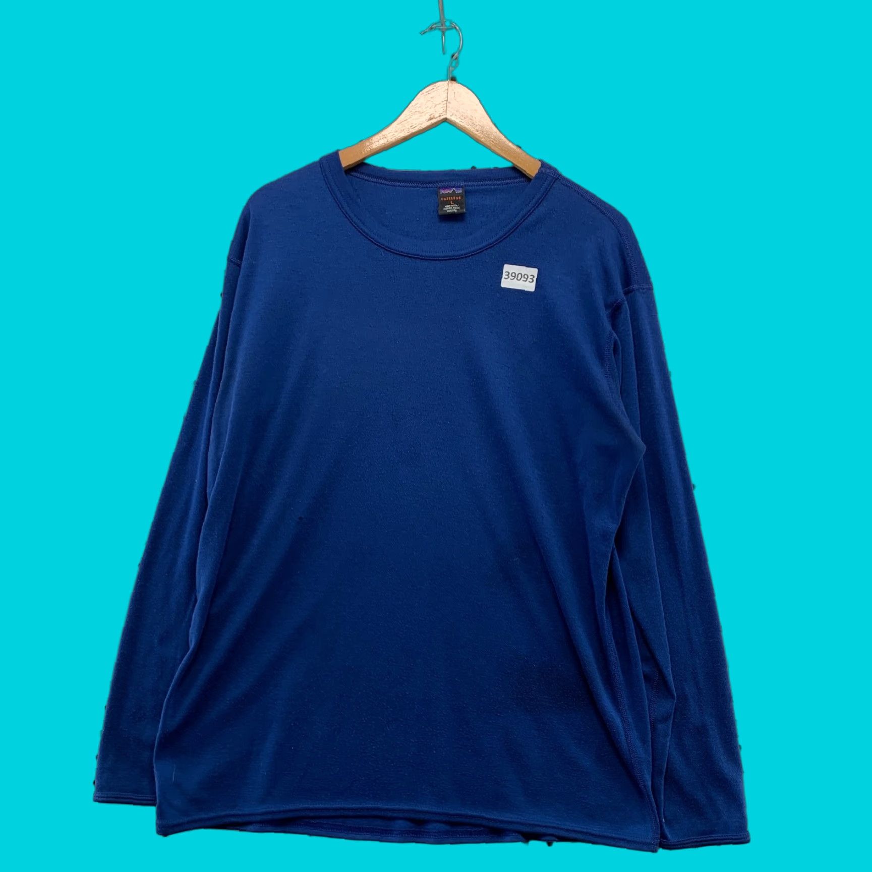 Patagonia VINTAGE Patagonia Capilene Baselayer Shirt Mens L Blue Long Sleeve USA 22.5x28.5 Size US L / EU 52-54 / 3 - 1 Thumbnail