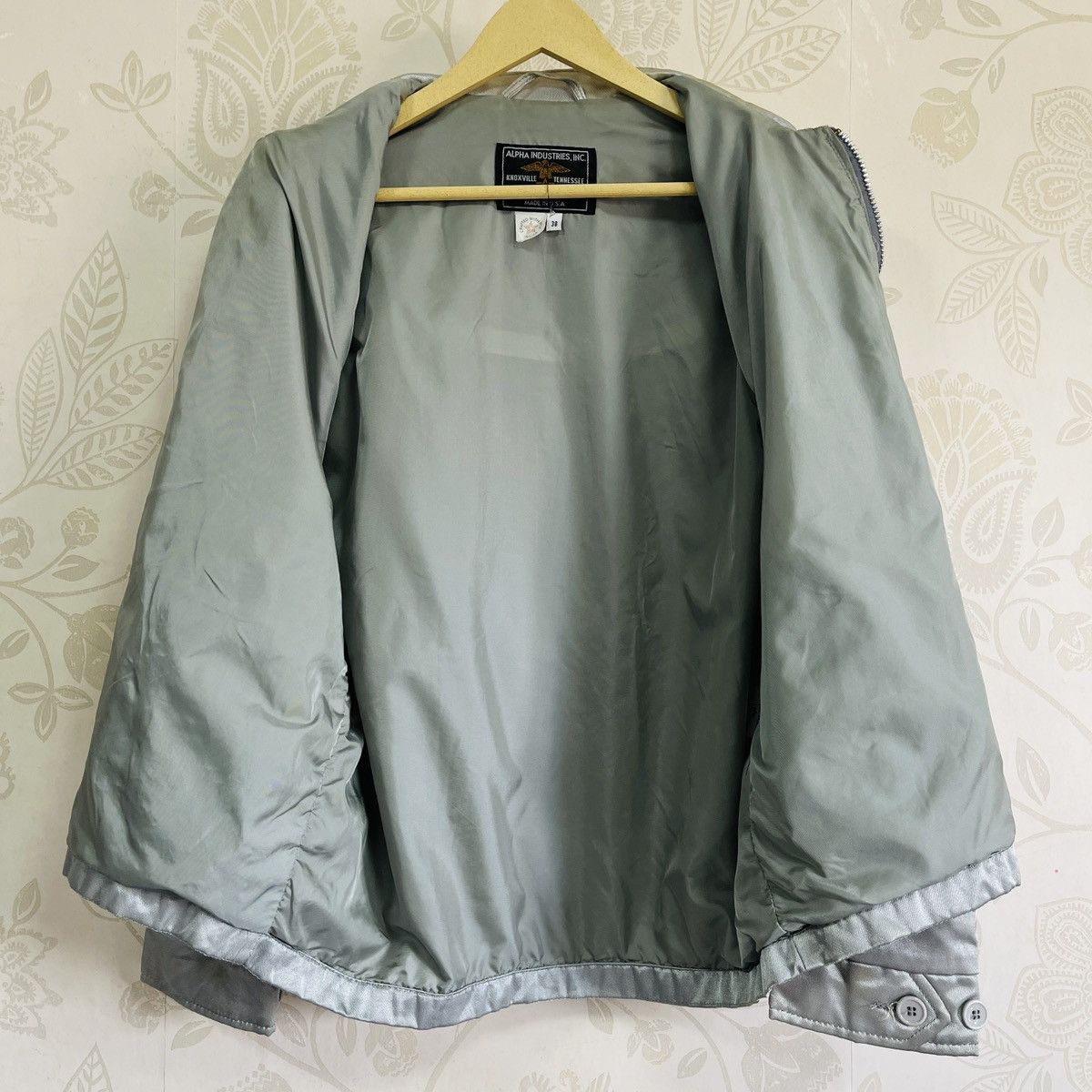 Avirex × Vintage Vintage Rare Avirex Alpha Industries Rayon Nylon Jacket Size US M / EU 48-50 / 2 - 14 Thumbnail