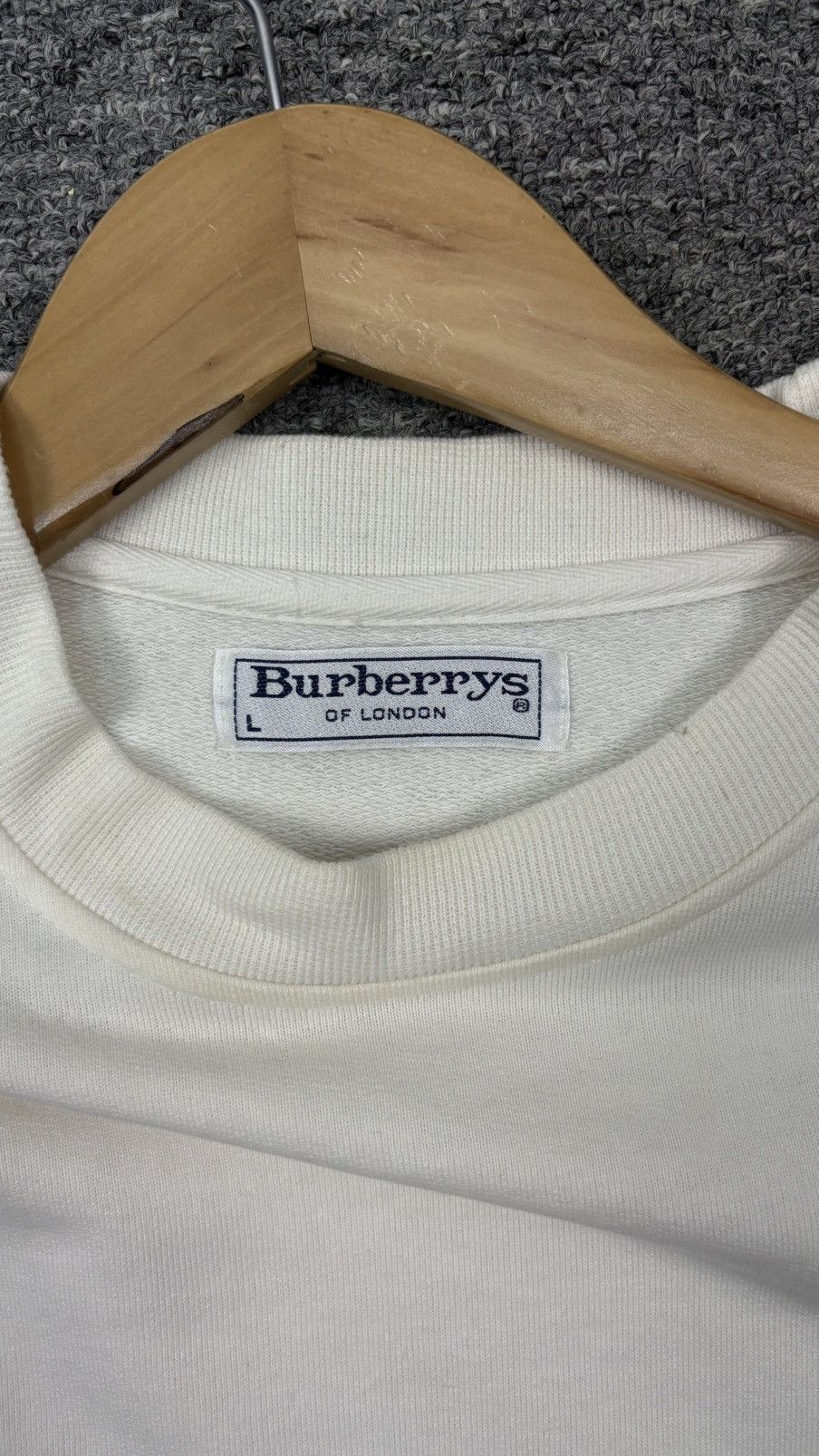 Burberry Vintage Burberry Sweatshirt Crewneck Size US L / EU 52-54 / 3 - 4 Thumbnail