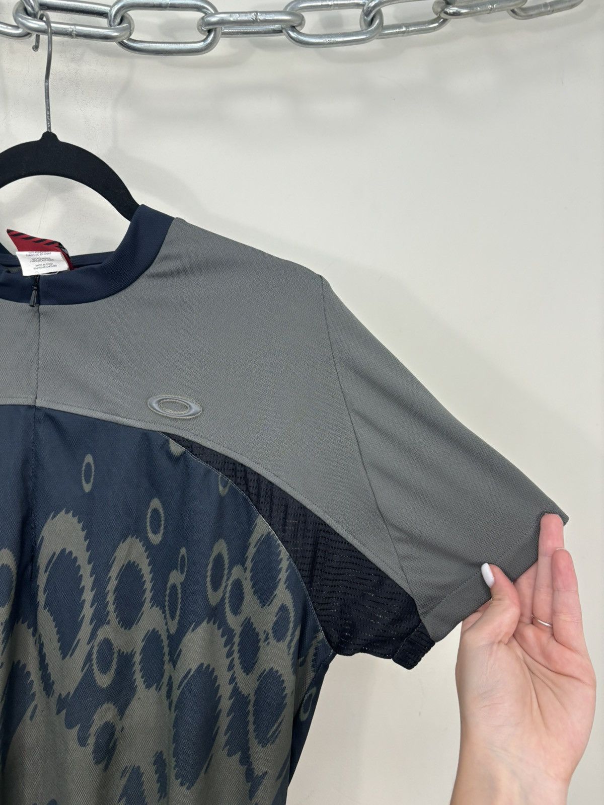 Oakley Vintage Oakley Tactical Field Gear Rare Camo Cycling Jersey Size US L / EU 52-54 / 3 - 14 Thumbnail