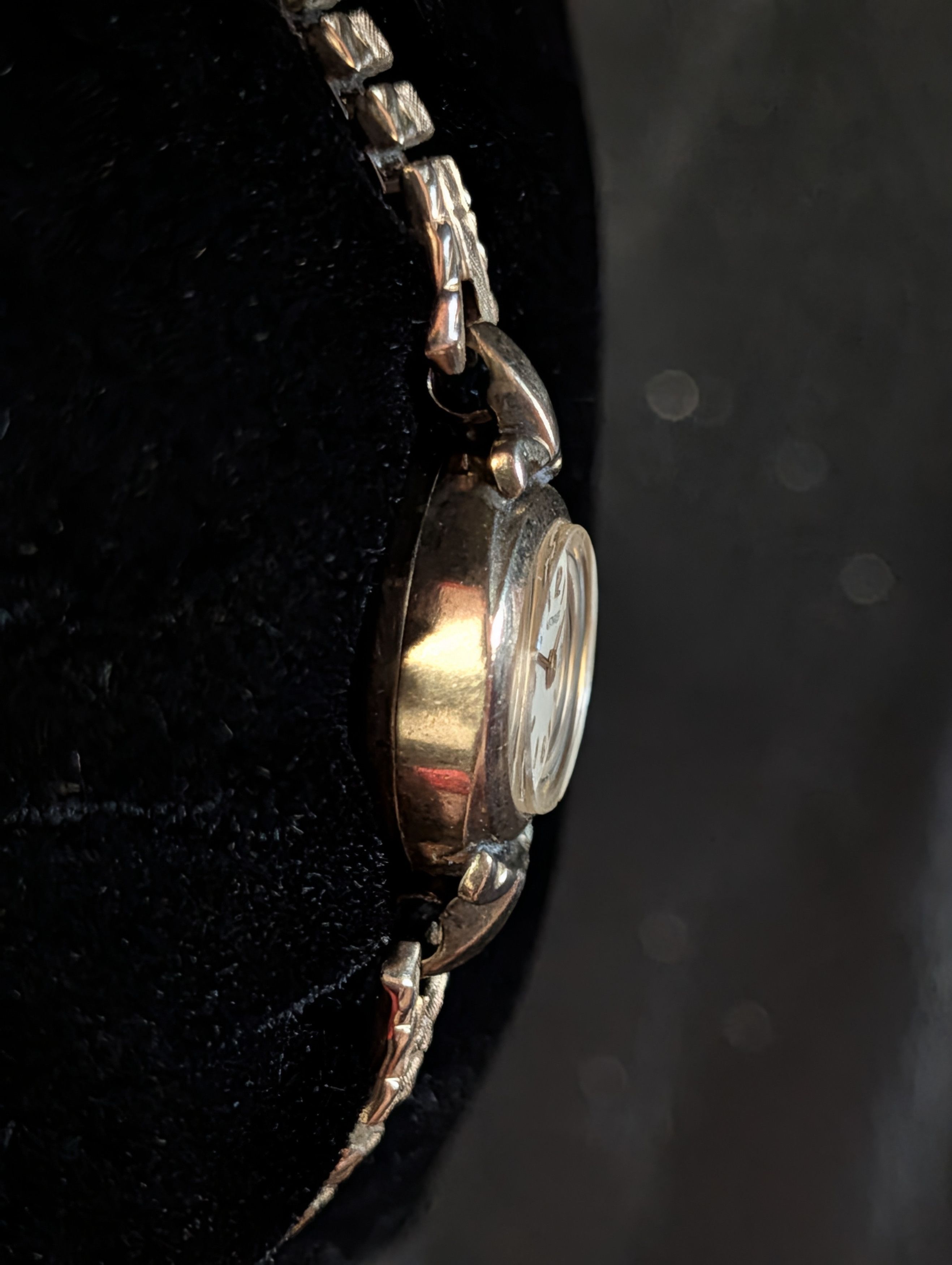 Wittnauer VTG 10k Gold Filled Mechanical Swiss Wrist Watch Size ONE SIZE - 5 Thumbnail