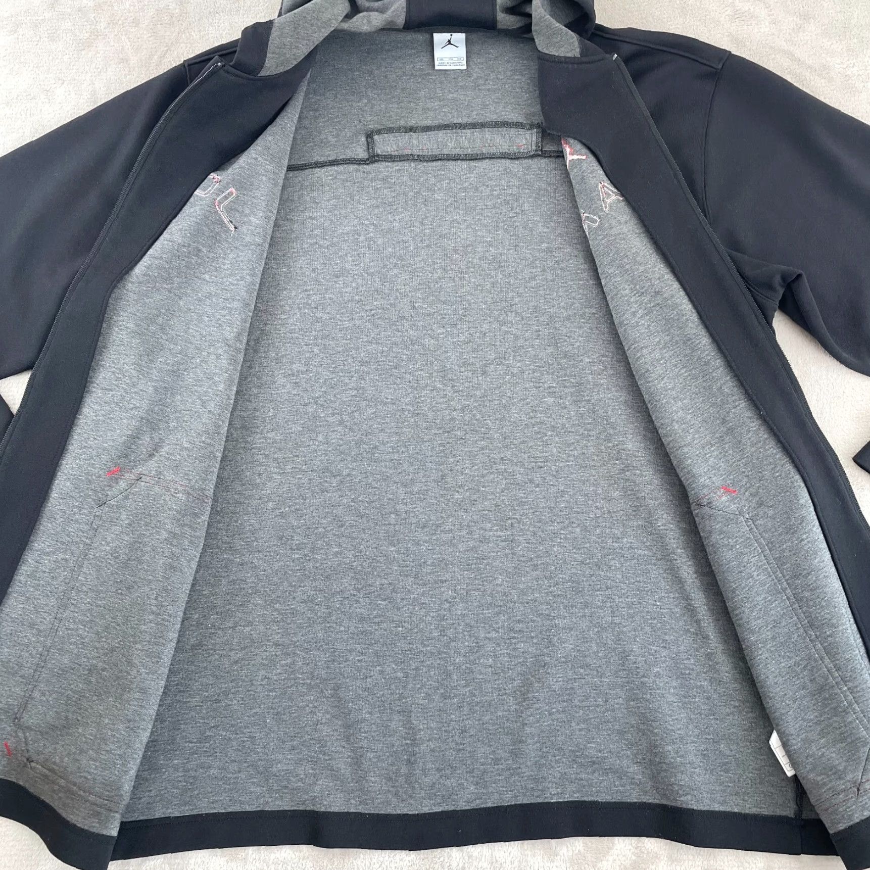 Jordan Brand VINTAGE Nike Air Jordan Jacket Men 2XL Black Full Zip Hooded SpellOut Logo Long Sleeve Size US XXL / EU 58 / 5 - 5 Thumbnail