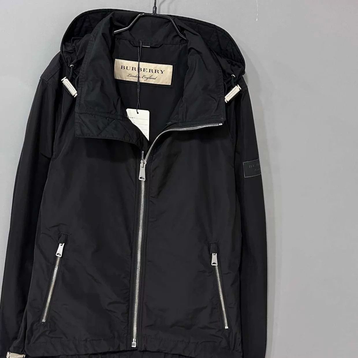 Burberry Burberry black armband logo jacket size 50 Size US M / EU 48-50 / 2 - 2 Thumbnail