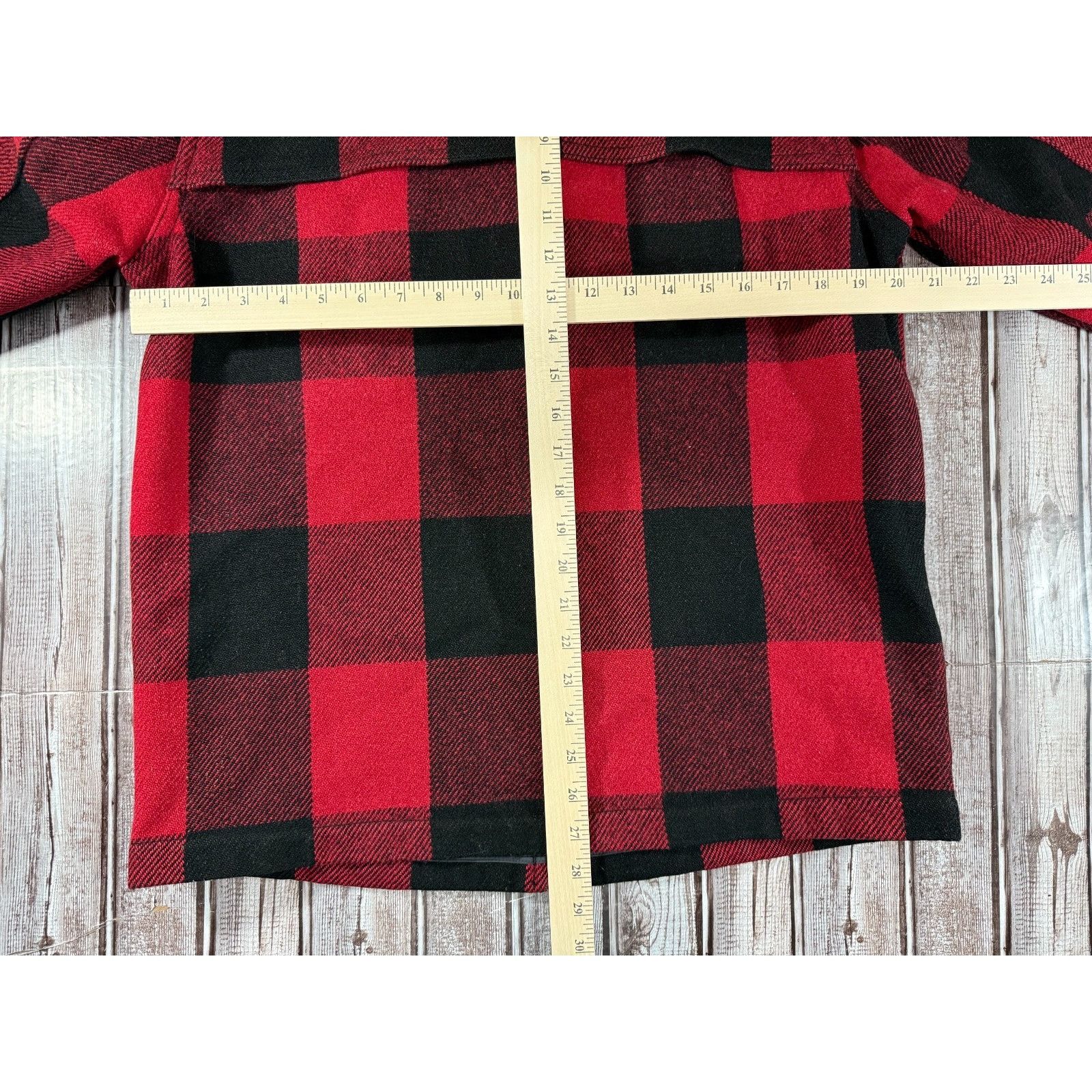 L.L. Bean L.L. Bean Wool blend Full Zip Jacket sz M Plaid Red Black Vi Size US M / EU 48-50 / 2 - 6 Thumbnail