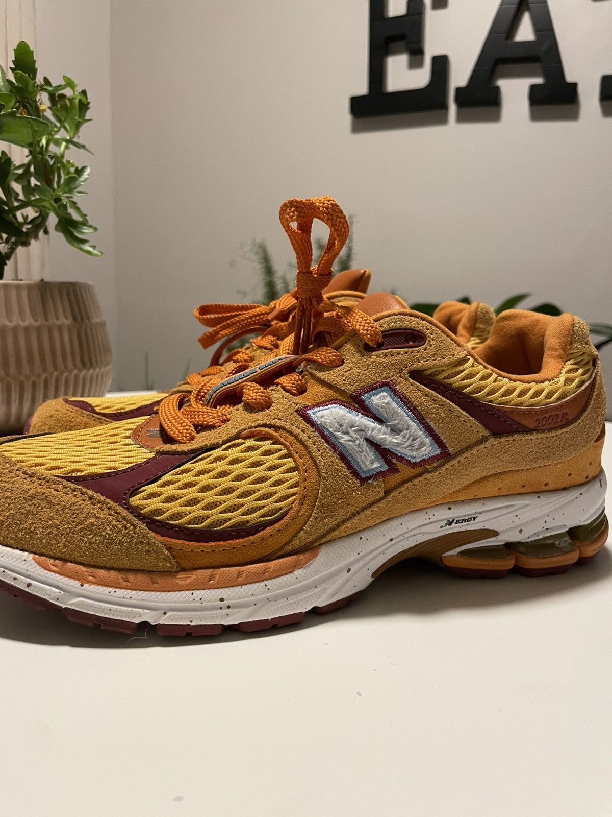 New Balance × Salehe Bembury New Balance Salehe Bembury x 2002R Orange ML200R1 Size 9 Size US 9 / EU 42 - 2 Thumbnail