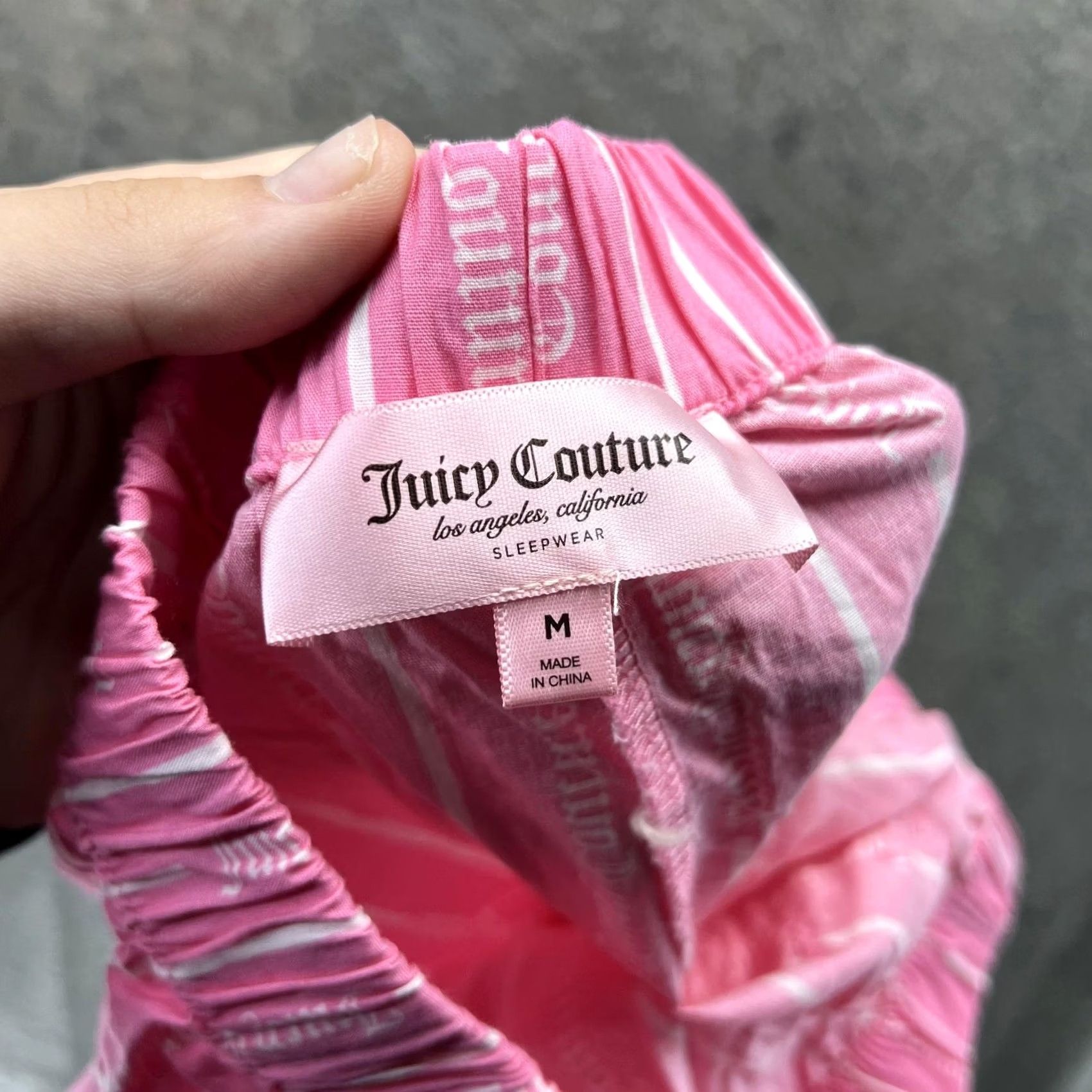 Juicy Couture Juicy Couture Sleep Shorts Womens Medium Pink Striped Logo Print Lounge Size 32" / US 10 / IT 46 - 7 Thumbnail