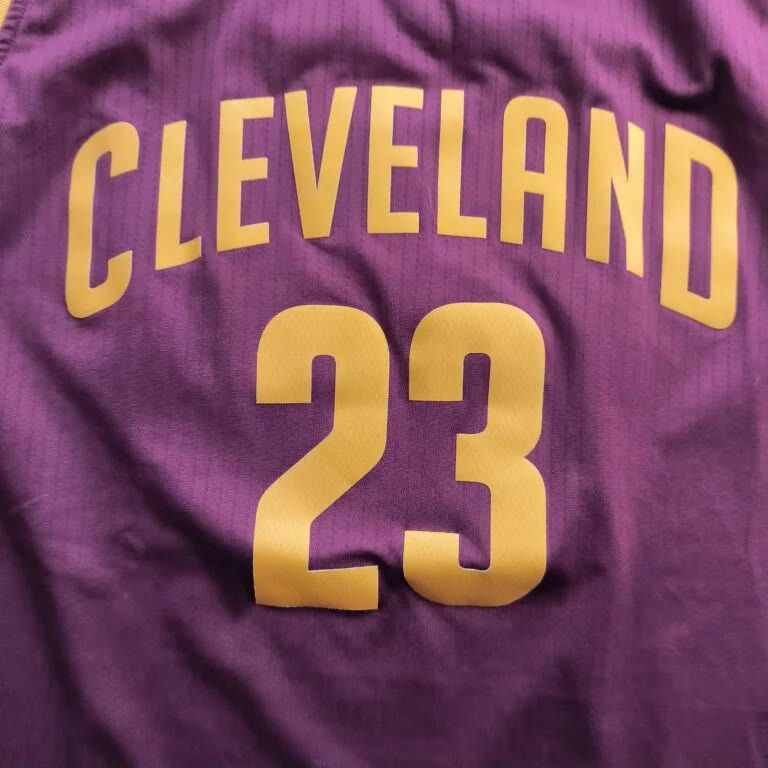 Adidas Cleveland Cavaliers LeBron James Rev30 away NBA jersey XL Size US XL / EU 56 / 4 - 4 Thumbnail
