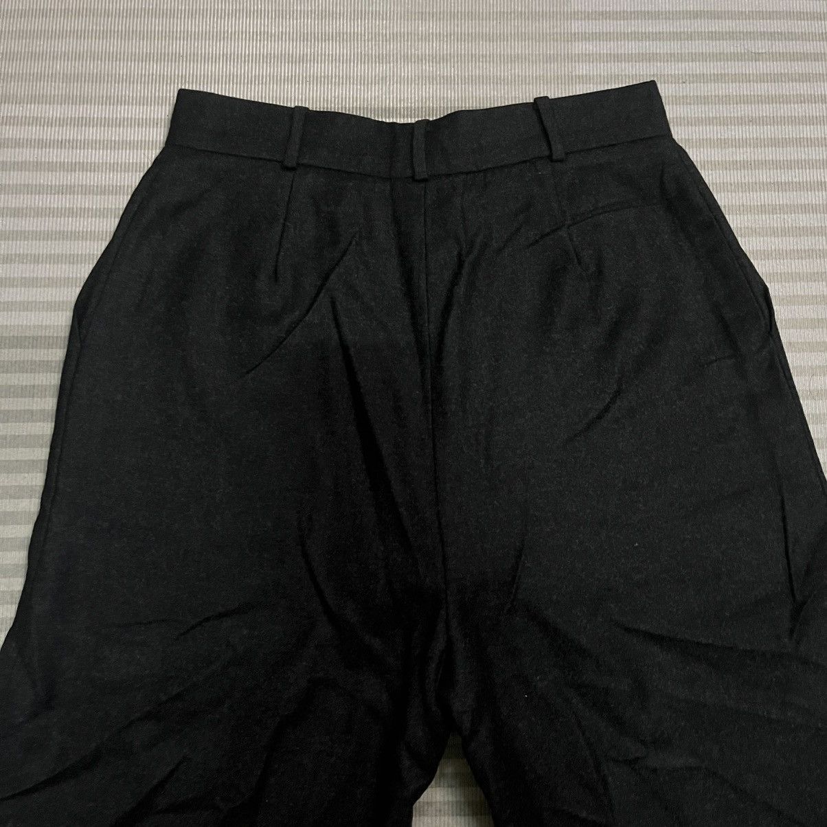 Chanel Vintage 1998 Chanel 98A Wool Cashmere Silk High Waist Pants Size 26" / US 2 / IT 38 - 4 Thumbnail