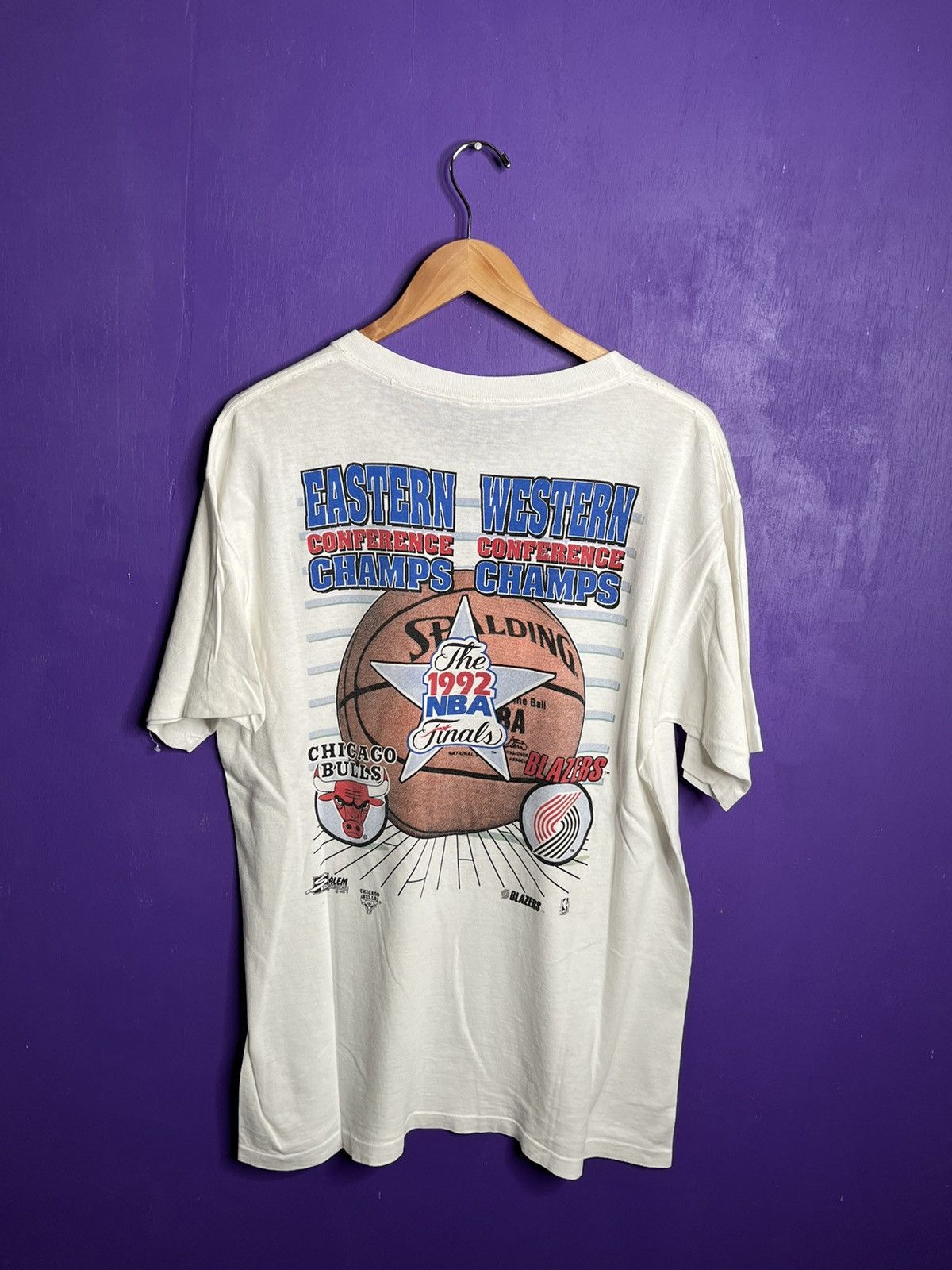 NBA × Salem Sportswear × Vintage Vintage 1992 Salem NBA finals Drexler vs Pippen t-shirt Size US L / EU 52-54 / 3 - 2 Thumbnail
