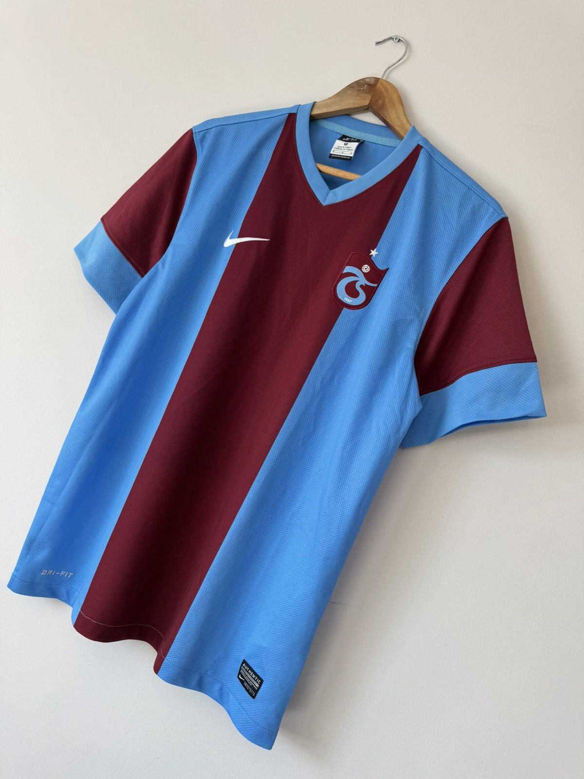 Nike Trabzonspor 2013-2014 Home Soccer Jersey Nike Football Shirt Size US M / EU 48-50 / 2 - 3 Thumbnail
