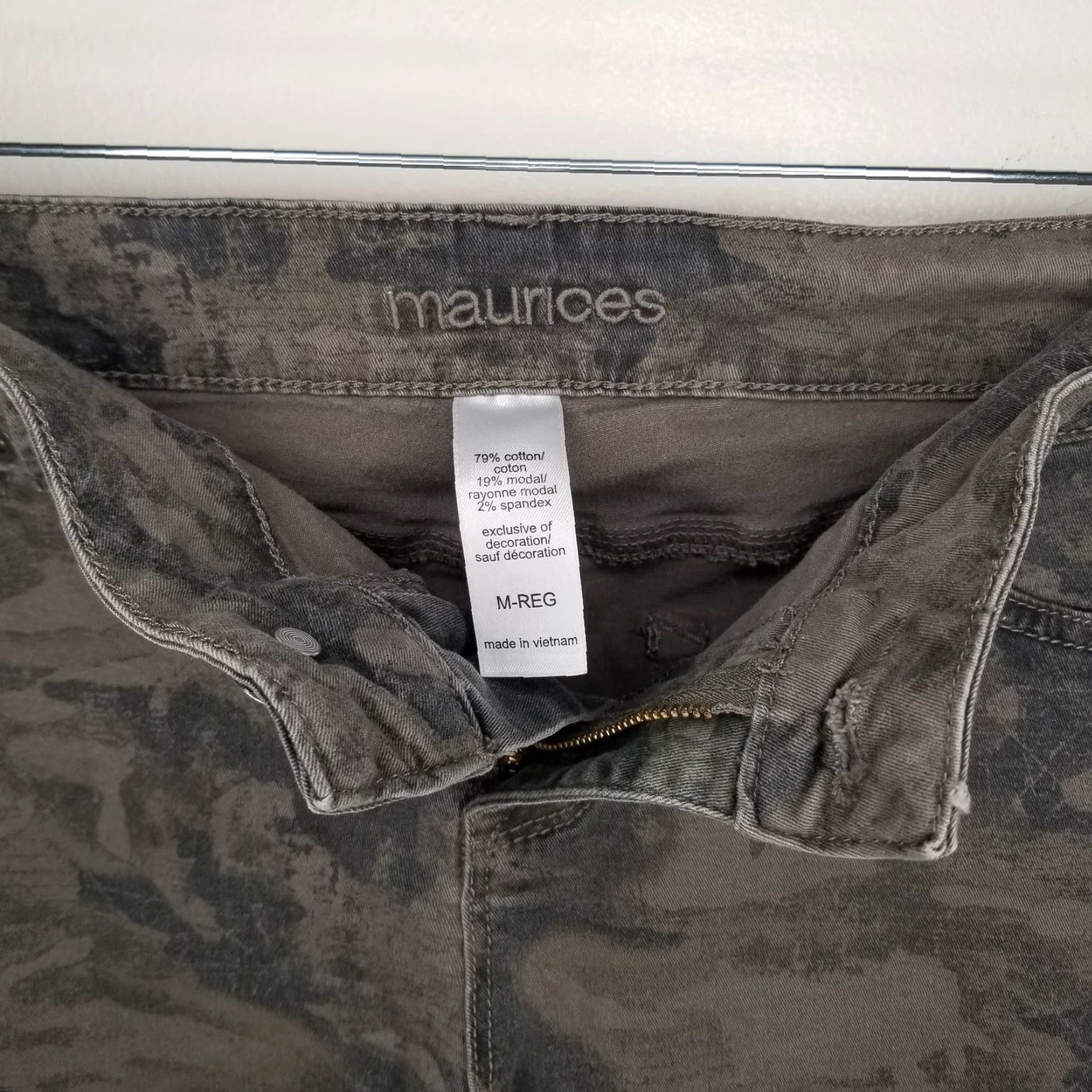 Vintage MAURICES Women's Green Brown Camo Skinny Jeans Size M Regular Size 32" / US 10 / IT 46 - 3 Thumbnail