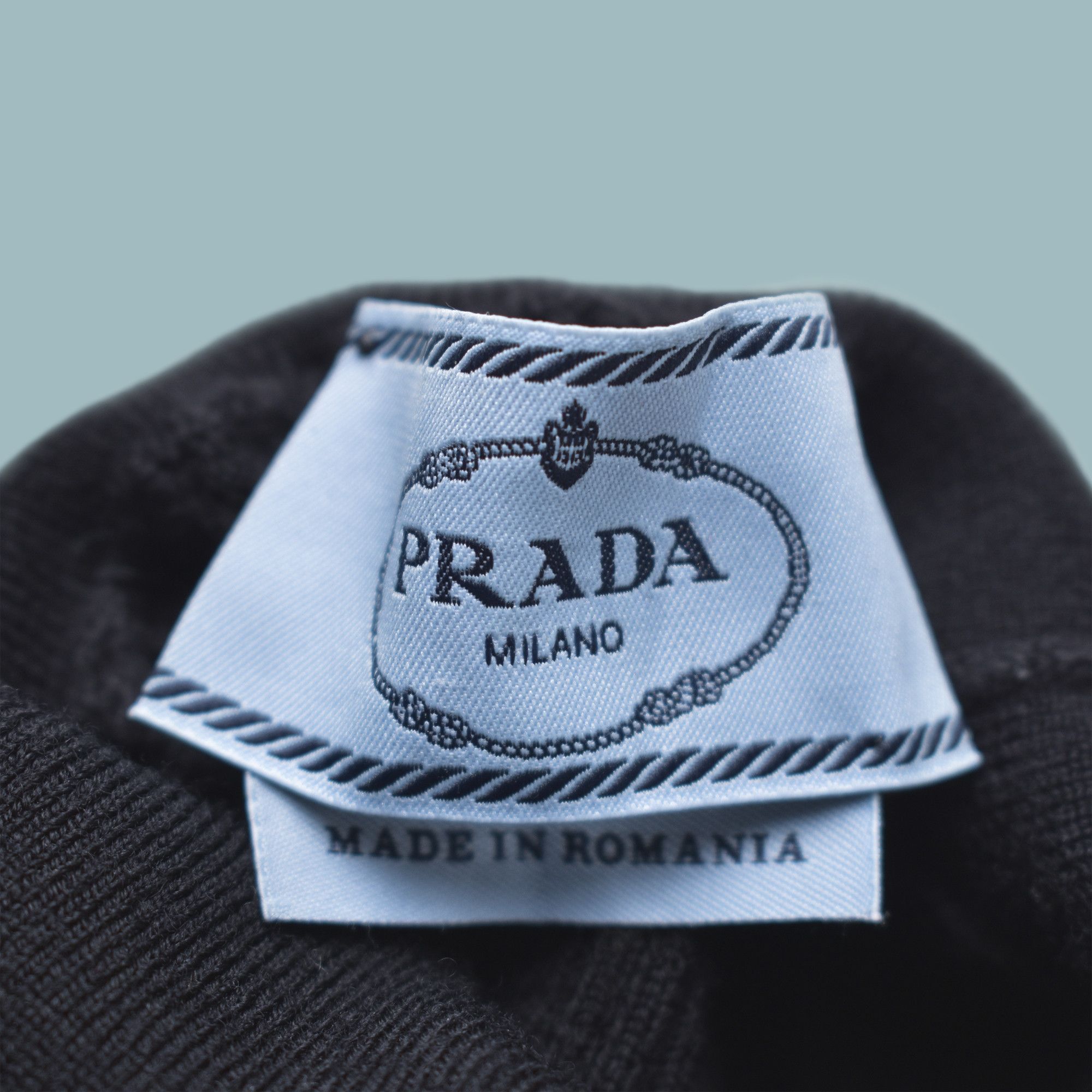 Prada PRADA WOMEN'S BLACK TURTLENECK SWEATER KNITTED Size S / US 4 / IT 40 - 2 Thumbnail