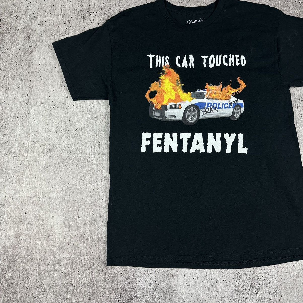 Vintage Vintage 'This Car Touched Fentanyl' Funny Tee Size US M / EU 48-50 / 2 - 3 Thumbnail