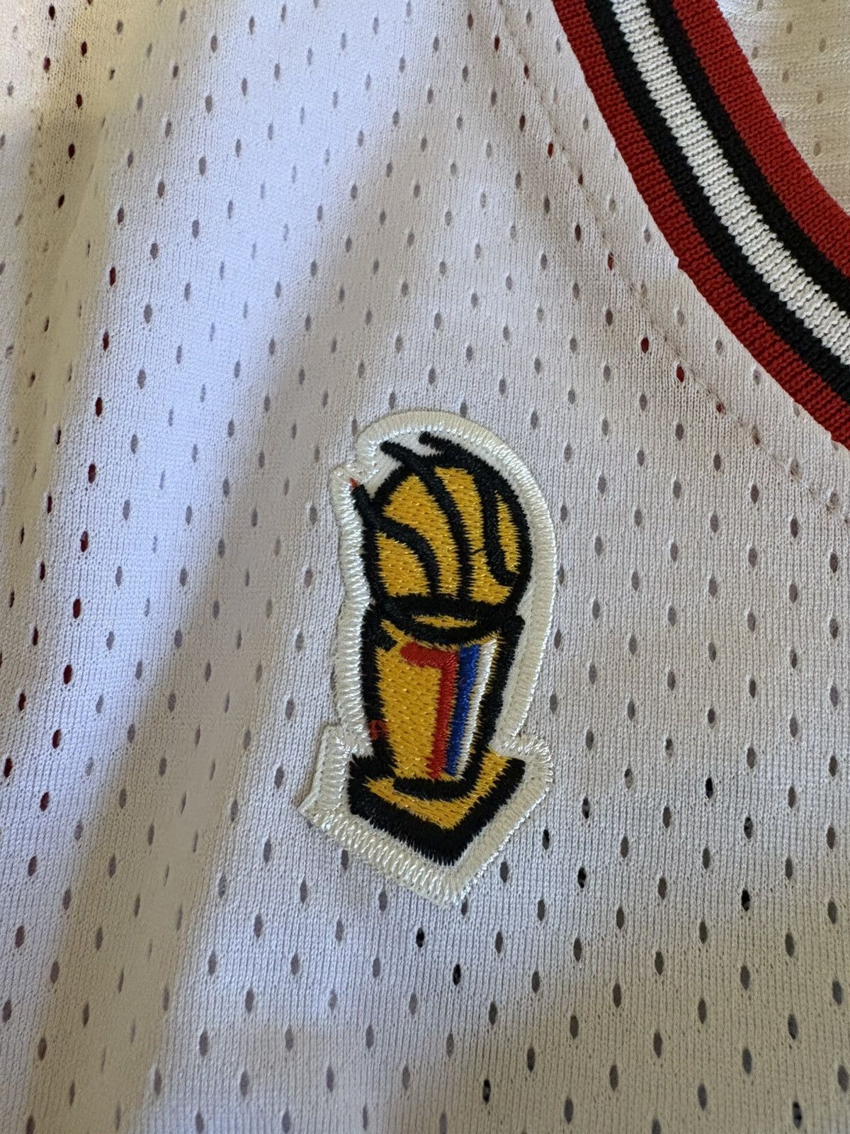 Mitchell & Ness Michael Jordan Mitchell & ness white Chicago Bulls jersey Size US XXL / EU 58 / 5 - 6 Thumbnail