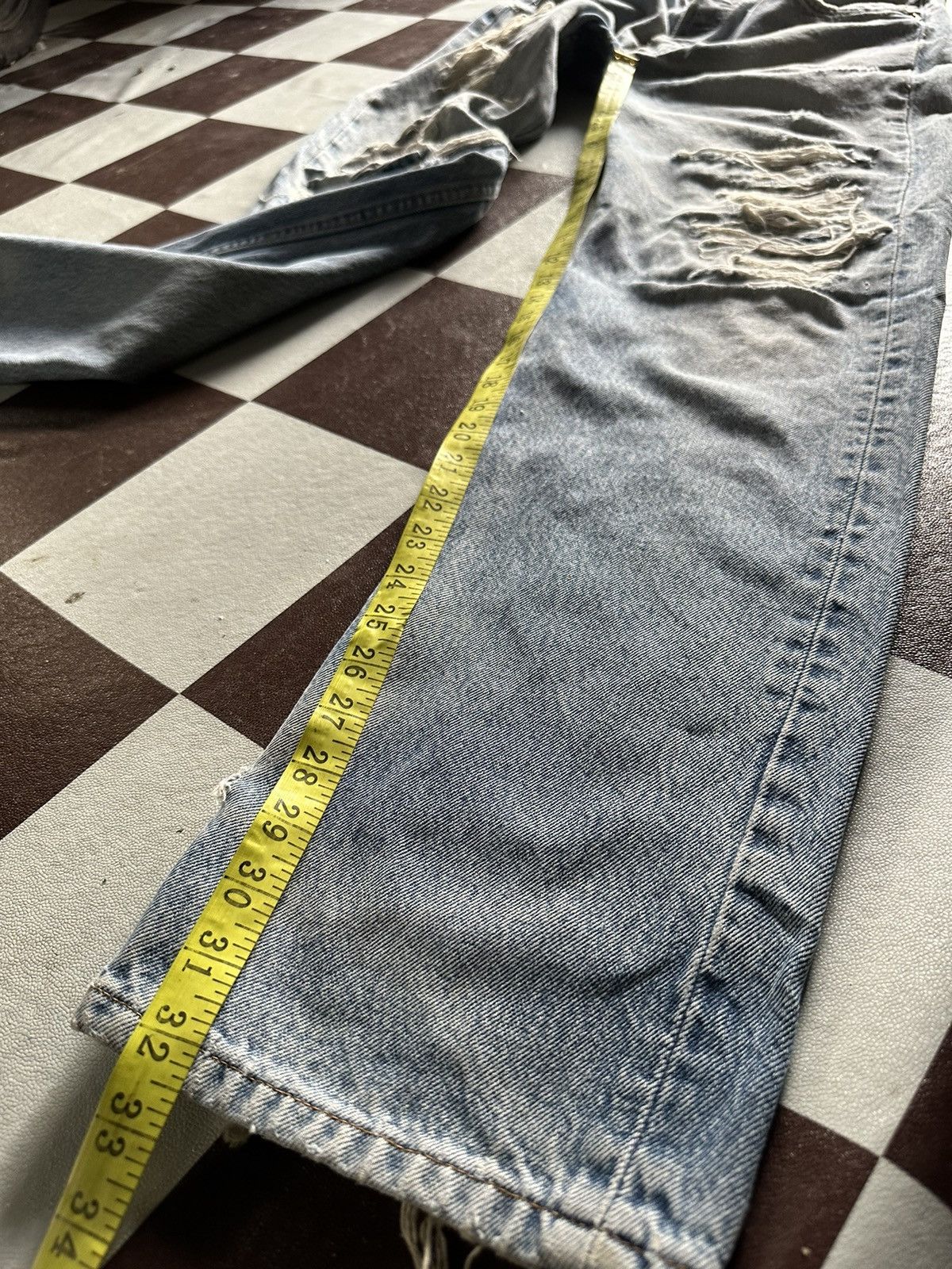 Levi's Vintage Levi’s 501 top button 553 distressed denim jeans Size US 30 / EU 46 - 12 Thumbnail