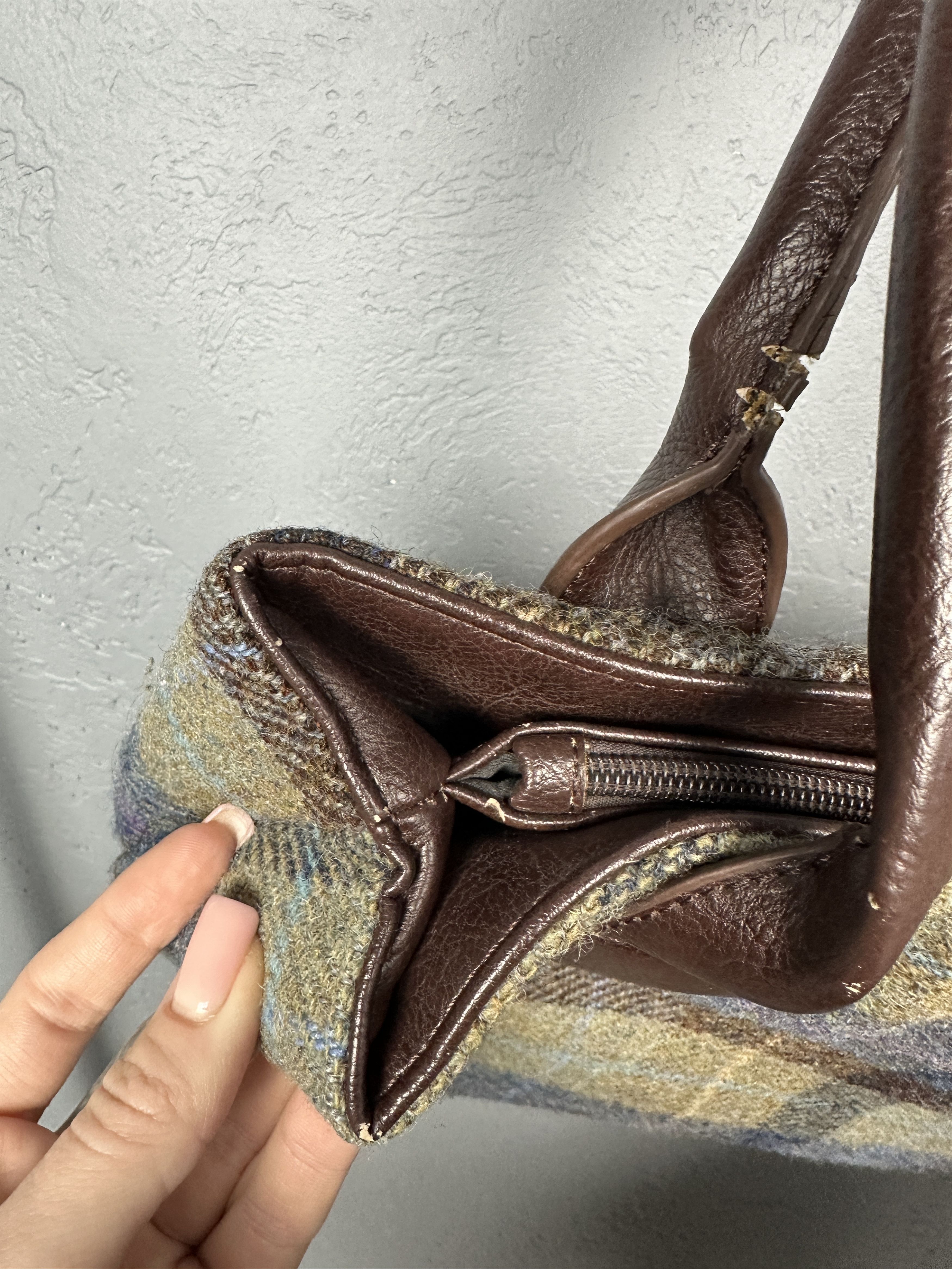 Harris Tweed Harris Tweed Glen Alpin Vintage Wool Handbag Bag Size ONE SIZE - 10 Thumbnail