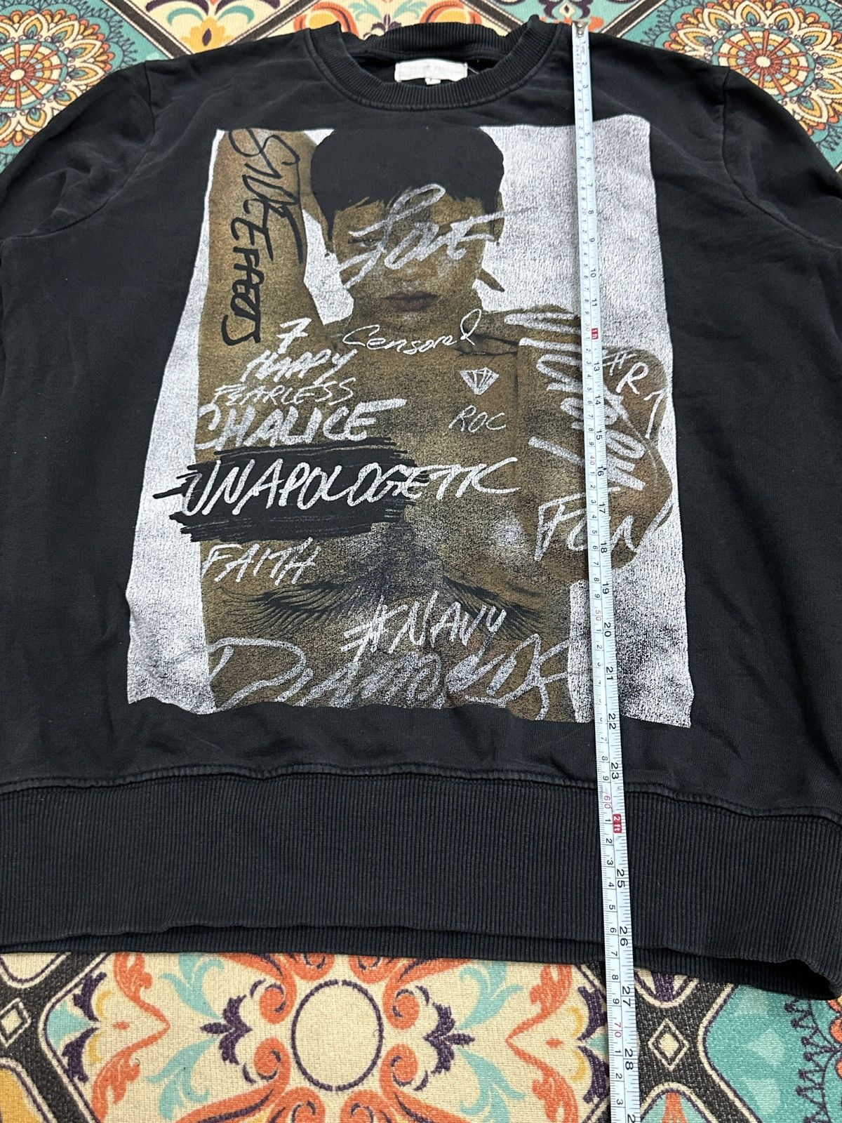 Band Tees Official Rare 2012 Rihanna Unapologetic Hoodie Size US L / EU 52-54 / 3 - 3 Thumbnail