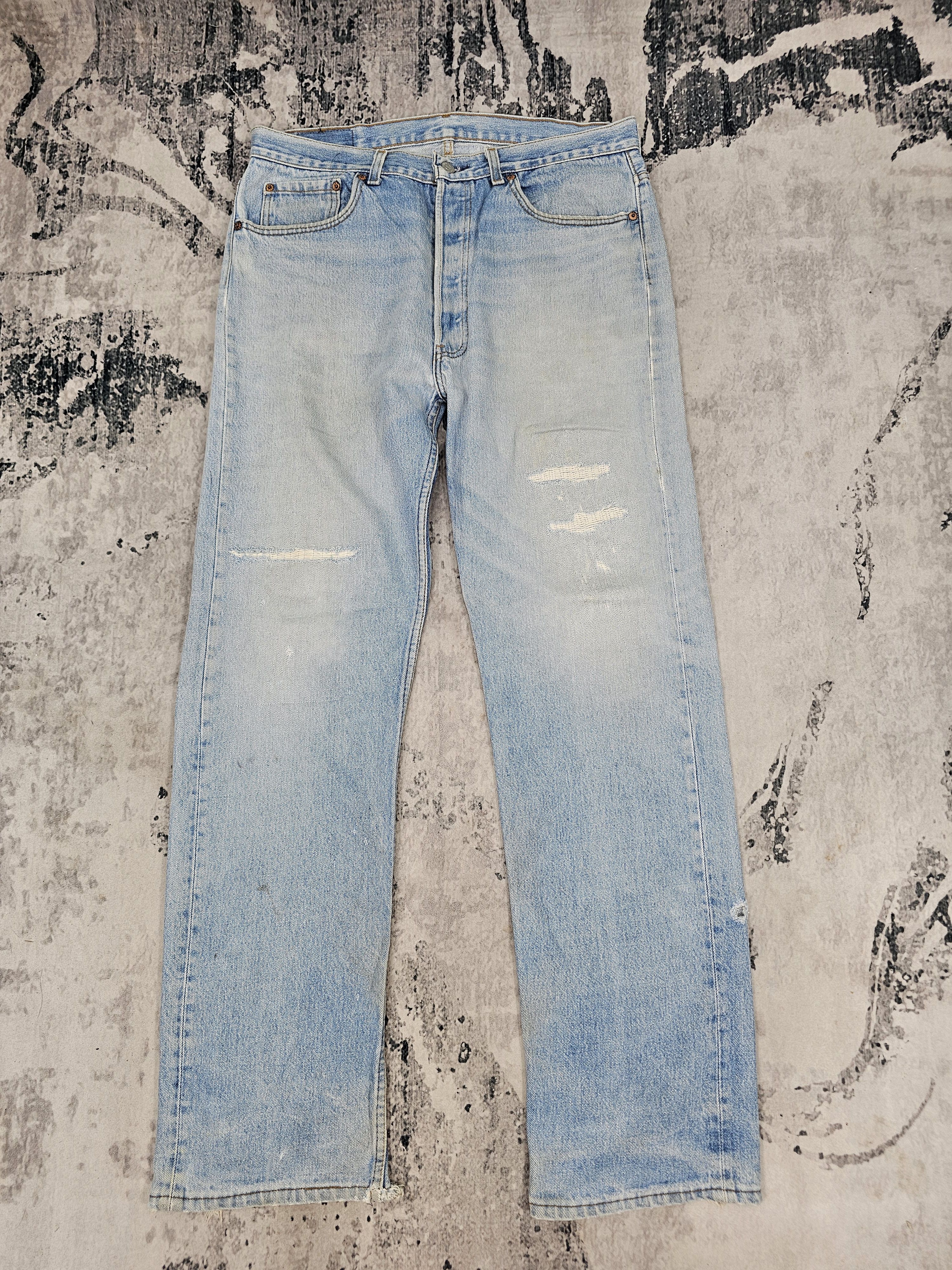 Levi's Vintage Clothing Vitg 90's LEVIS 501 Faded Made In Usa Ripped Jeans L0529 Size US 36 / EU 52 - 1 Thumbnail