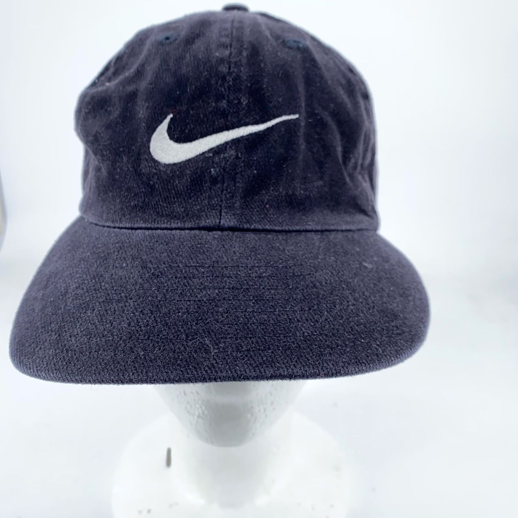 Nike VINTAGE Nike Hat Cap Strap Back Swoosh Embroidered Mens 90s Baseball Cap One Size Blue Cotton Twill Adjustable Casual Travel Swoosh Mens 90s Vintage Size ONE SIZE - 2 Thumbnail