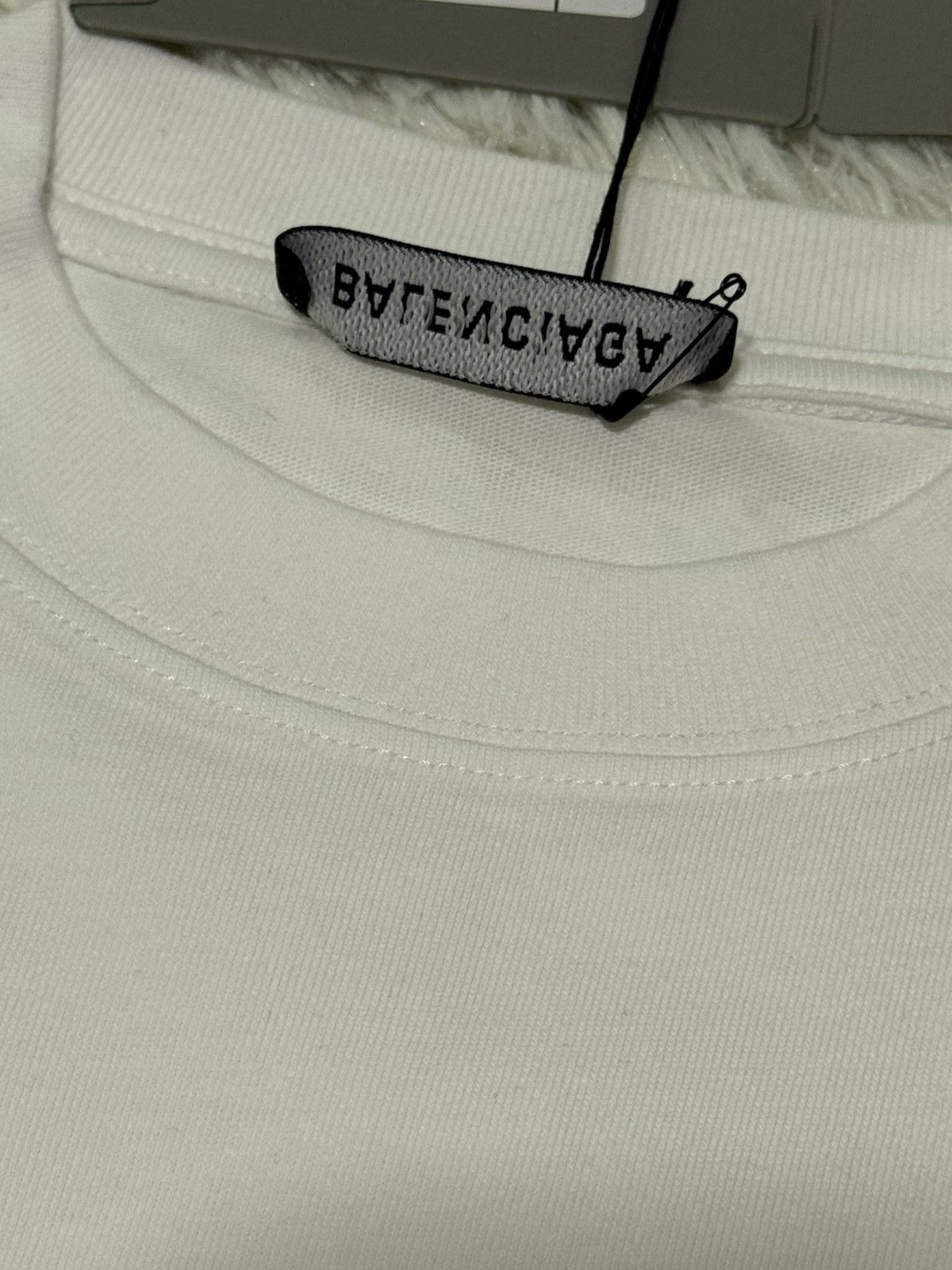 Balenciaga Balenciaga white t shirt Size US XXS / EU 40 - 5 Thumbnail