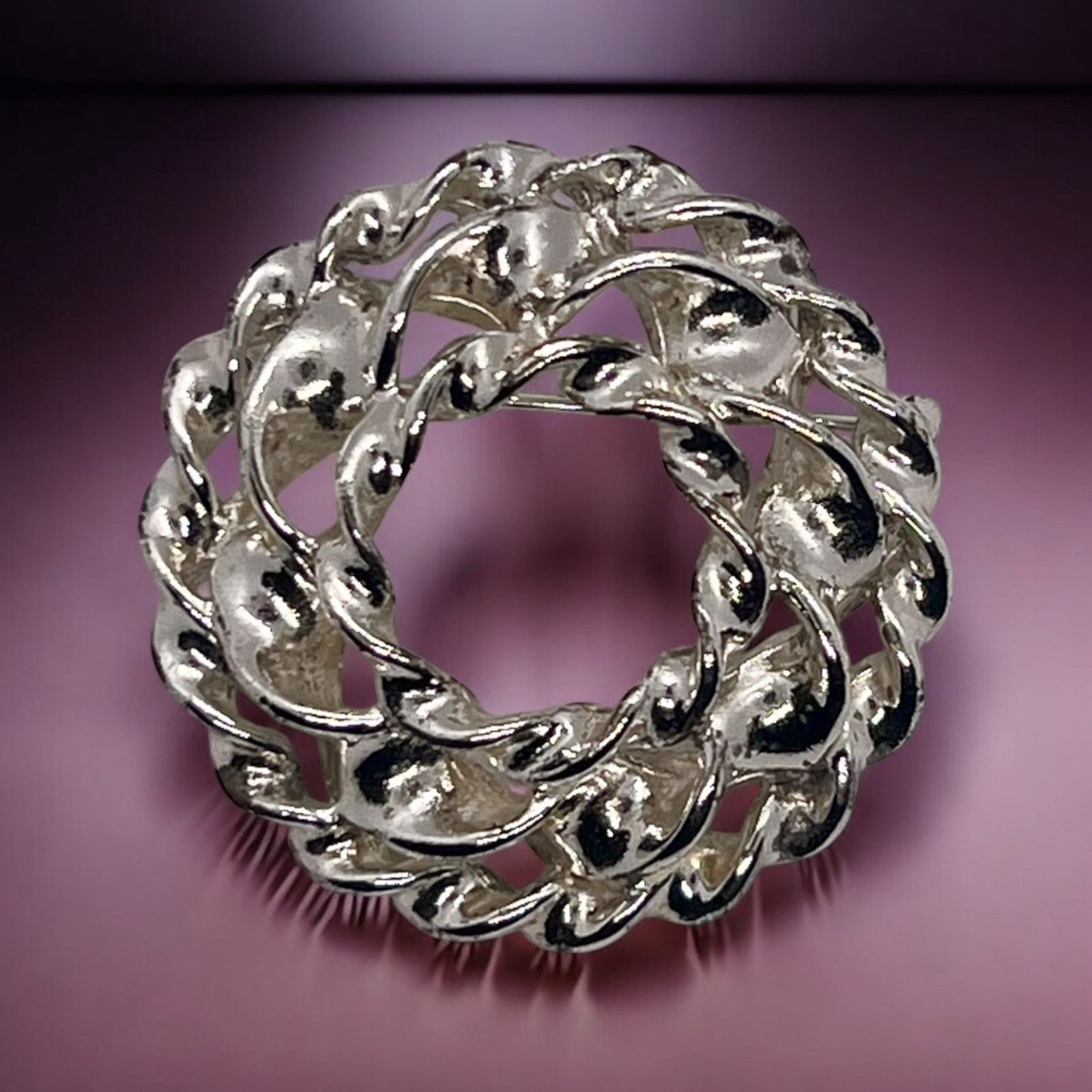 Anne Klein Silver Tone Wreath Brooch-Circle-Ring-Anne Klein-Twisted Size ONE SIZE - 1 Thumbnail