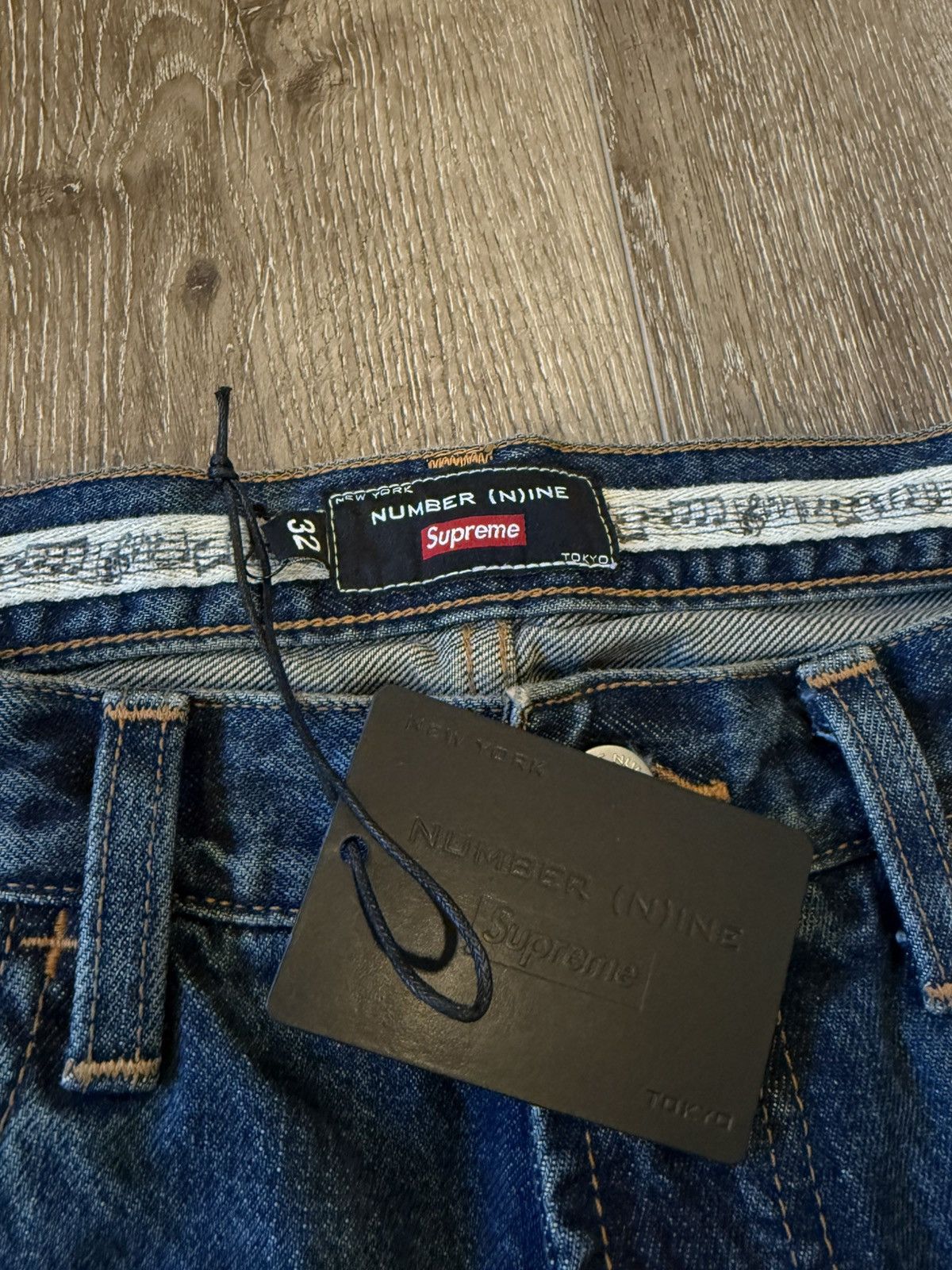 Number (N)ine × Supreme Supreme x Number (N)ine Patch Loose-Fit Denim Size US 32 / EU 48 - 4 Thumbnail