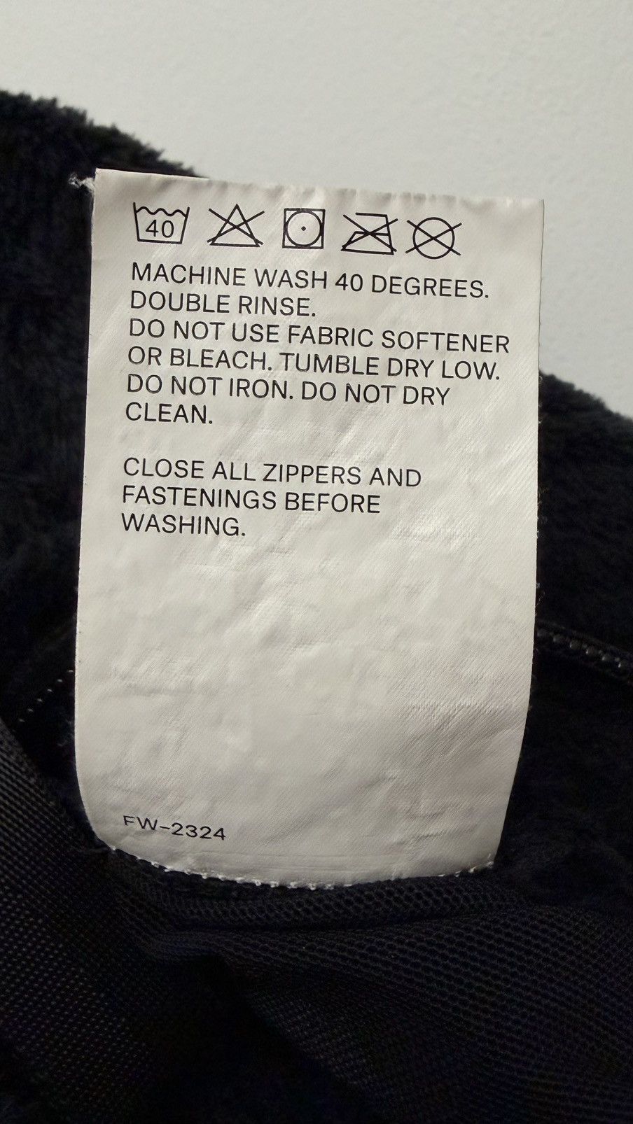 Acronym Acronym J117-HL-EX size XS Size US XS / EU 42 / 0 - 18 Thumbnail