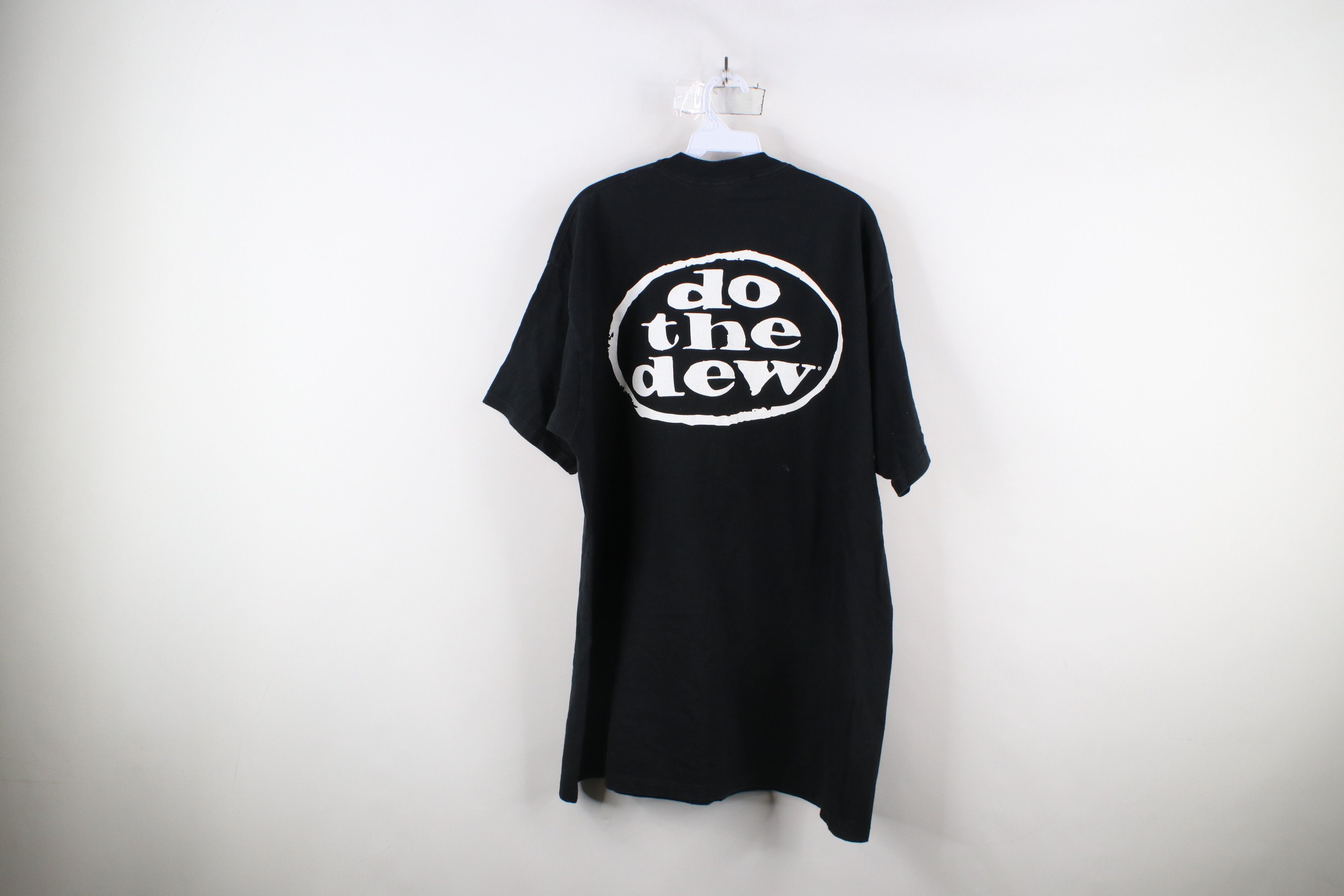 Vintage Vintage 90s Mountain Dew Spell Out Do The Dew T-Shirt Black Size US XXL / EU 58 / 5 - 12 Thumbnail