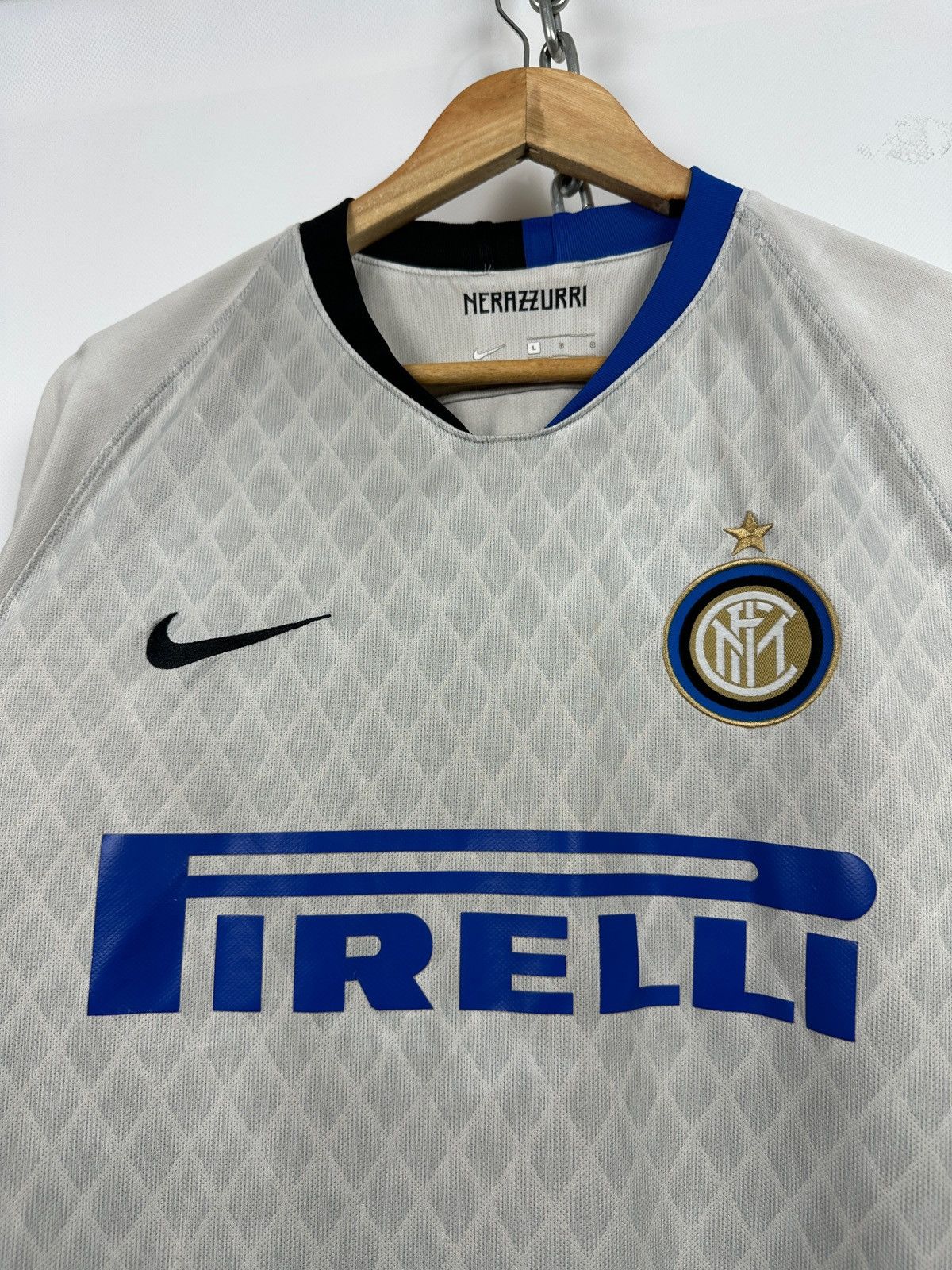 Nike 2018/19 Nike Inter Milan Away Kit Soccer Jersey Size US L / EU 52-54 / 3 - 8 Thumbnail
