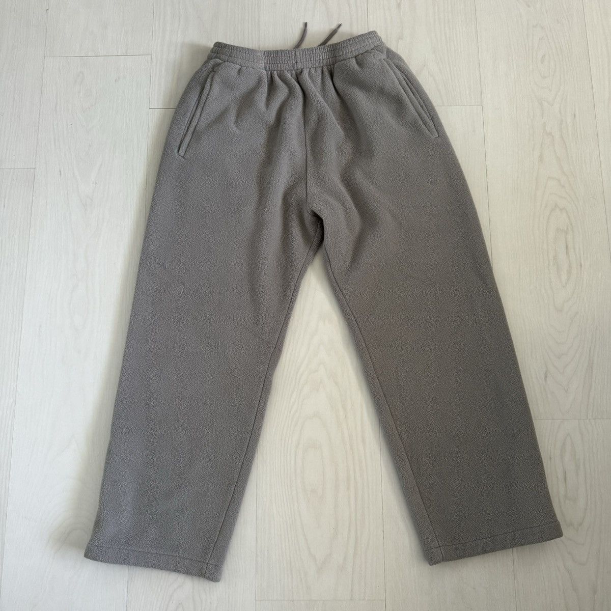 image of Gap x Yeezy Season Yeezy Polar Fleece Grey Sweatpants, Men's (Size 30)