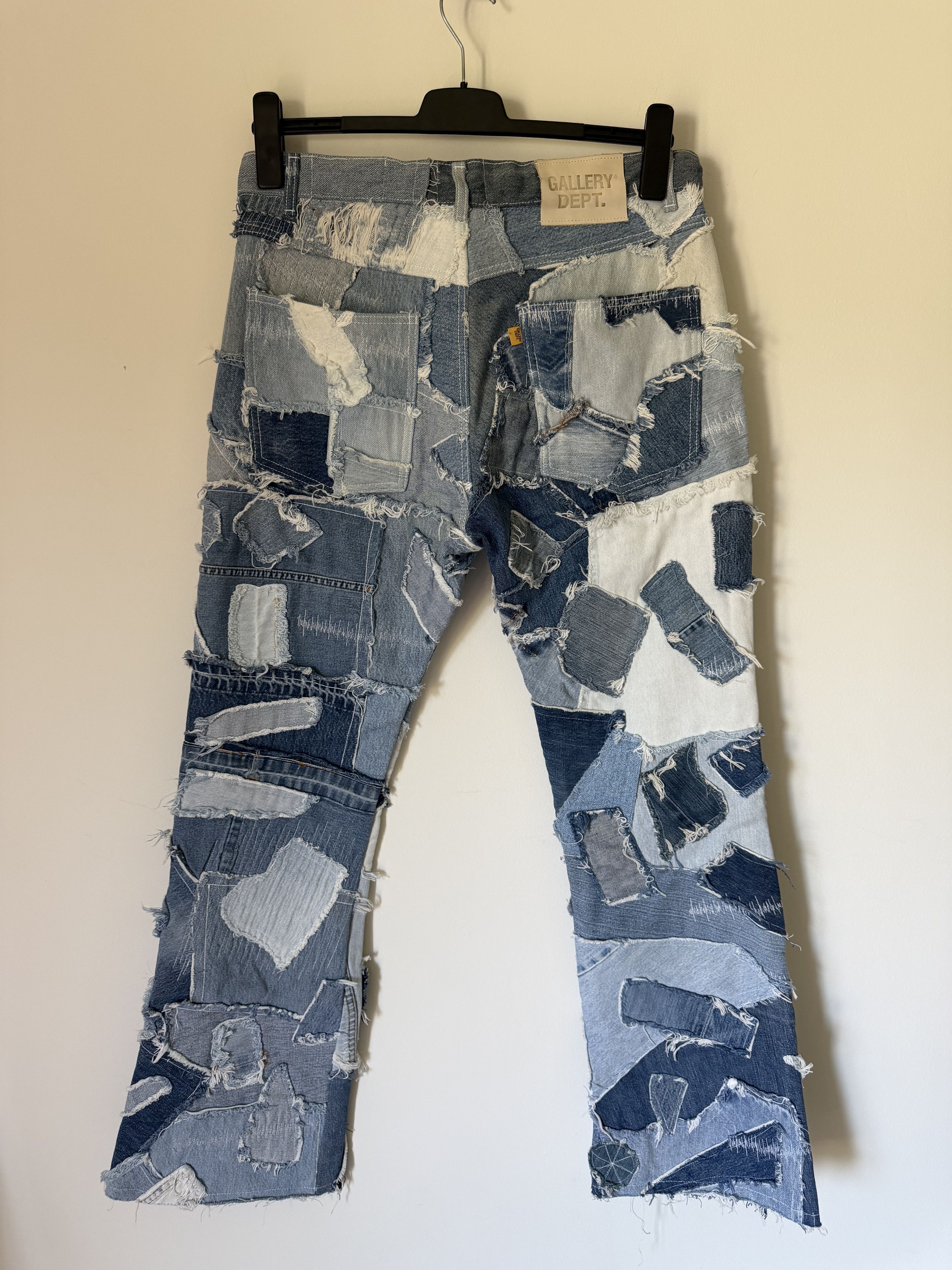 Gallery Dept. Gallery Dept. Logan Recycled Denim Jeans in Blue Size US 34 / EU 50 - 6 Thumbnail