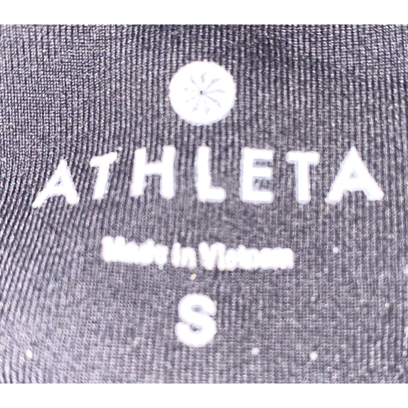 Athleta VINTAGE Athleta Womens Leggings Capri Activewear Black Nylon Size S Size 28" / US 6 / IT 42 - 6 Thumbnail
