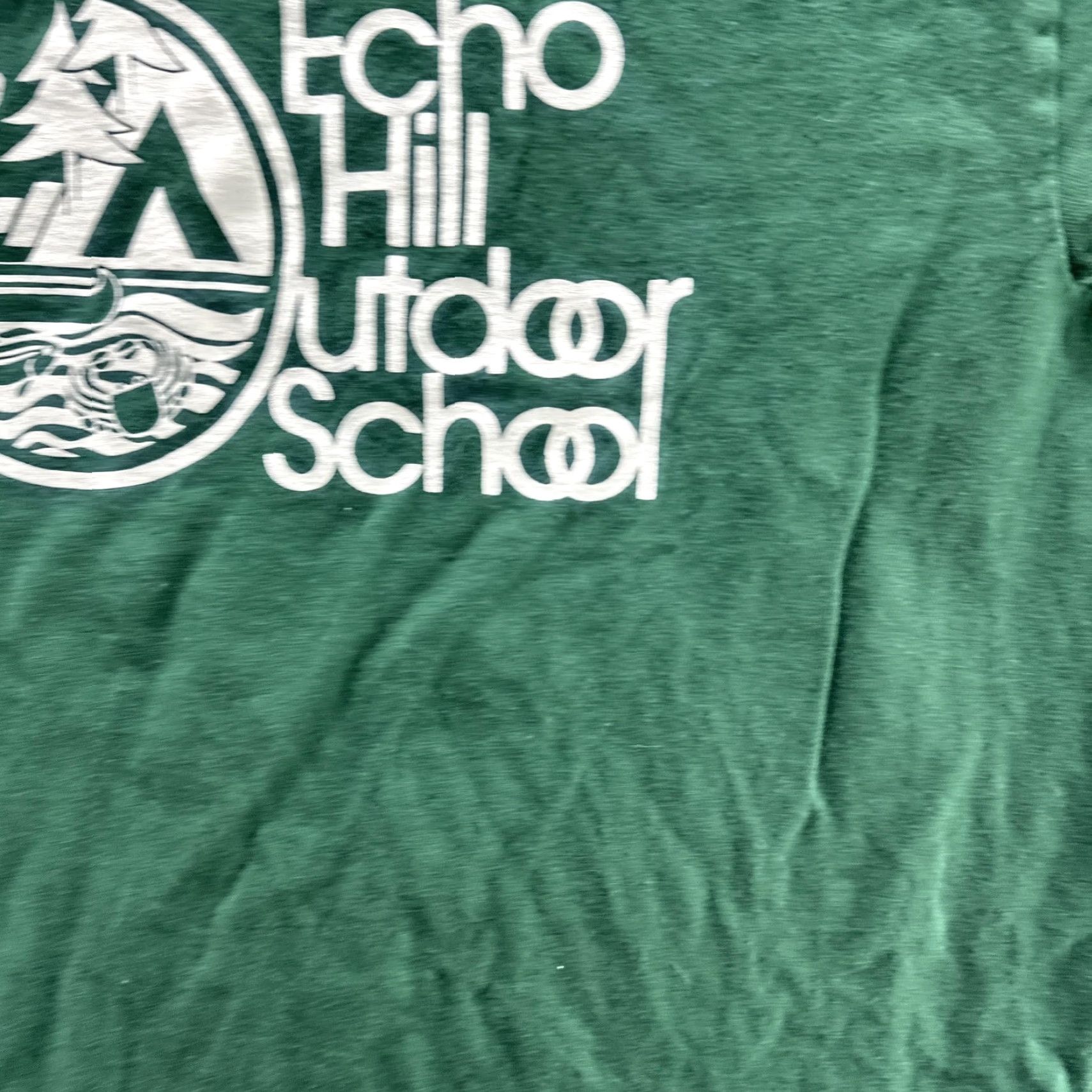 Hanes Echo Hill Outdoor School Shirt Mens Medium Green Graphic Tee Camping Nature Size US M / EU 48-50 / 2 - 7 Thumbnail