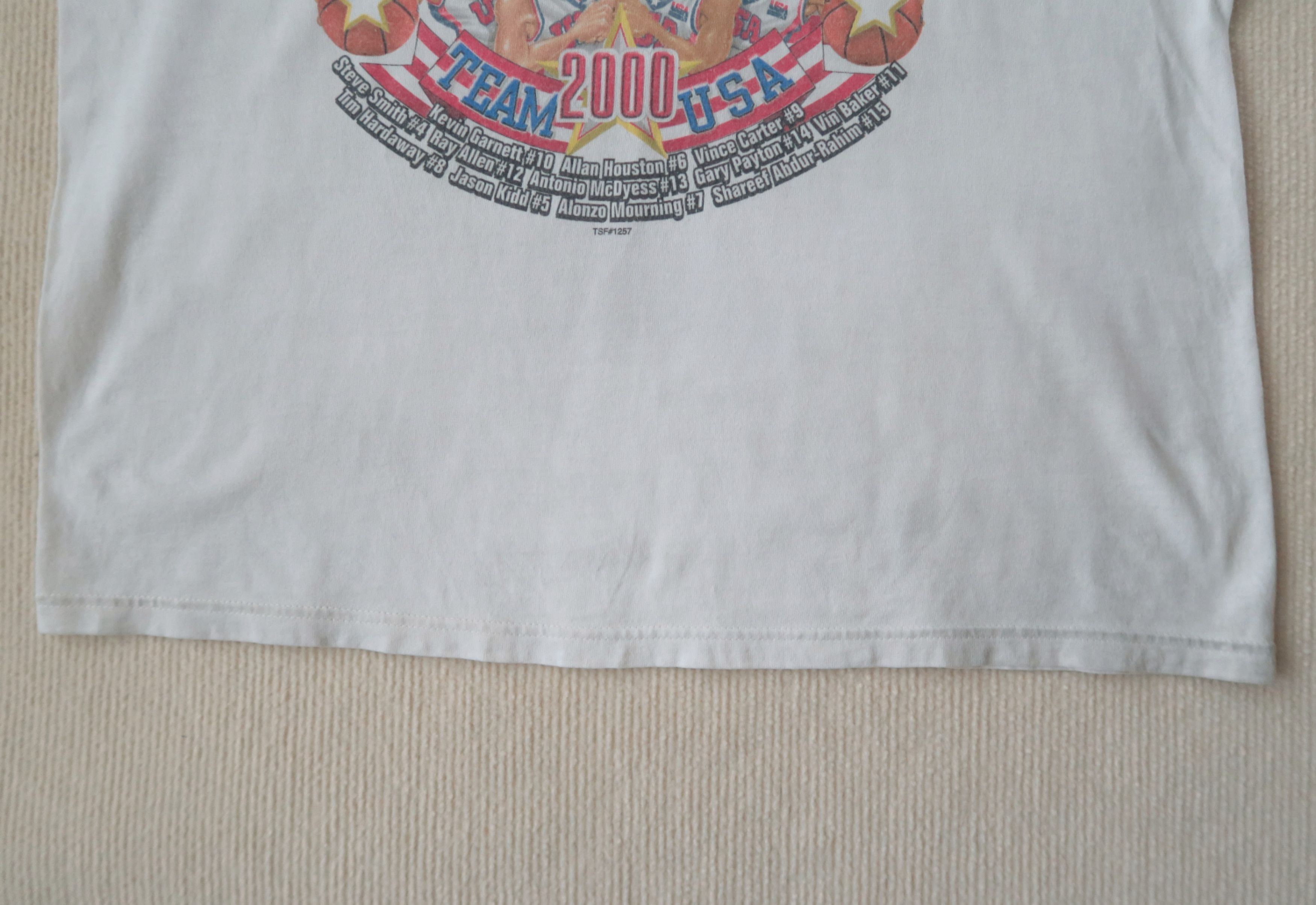 Champion Vintage Champion USA Dream Team 2000 Olympics T-Shirt Size US L / EU 52-54 / 3 - 4 Thumbnail