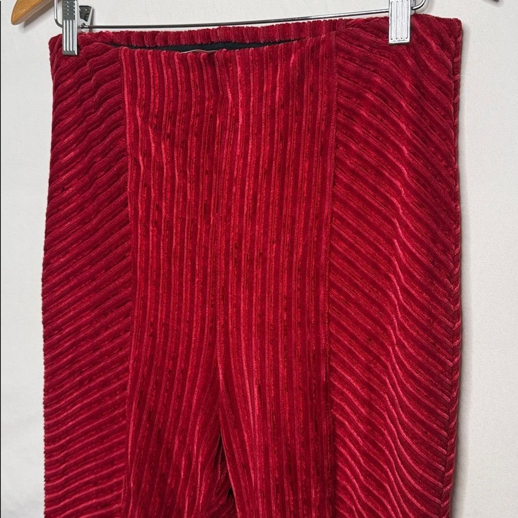 Free People NWOT Free People pull on velvet feel flare red pants sz Lg Size 32" / US 10 / IT 46 - 2 Thumbnail